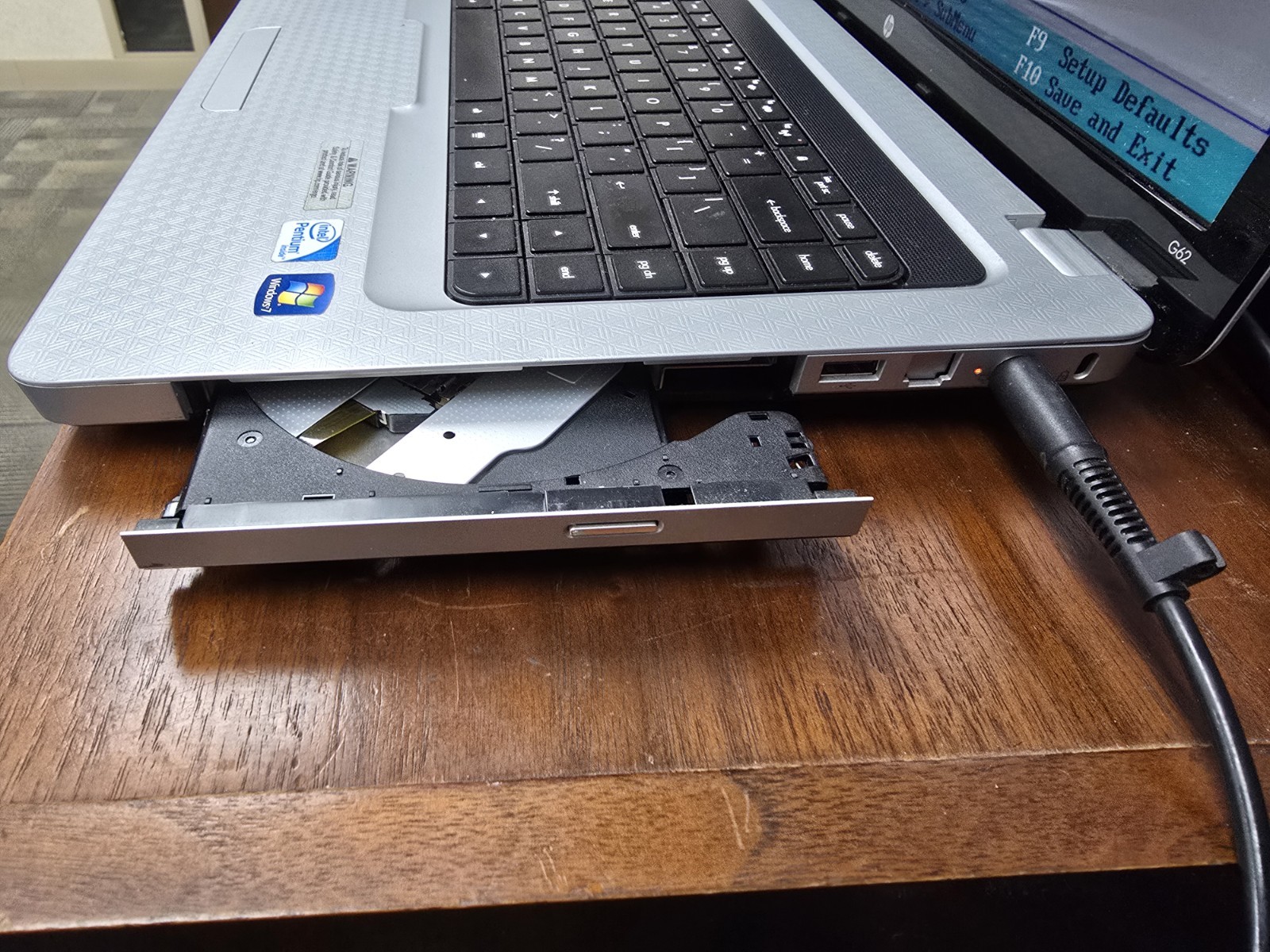 HP Pavilion G62-228CL laptop 4GB RAM – NO HARD DRIVE/CMOS BAT DEAD PARTS ONLY