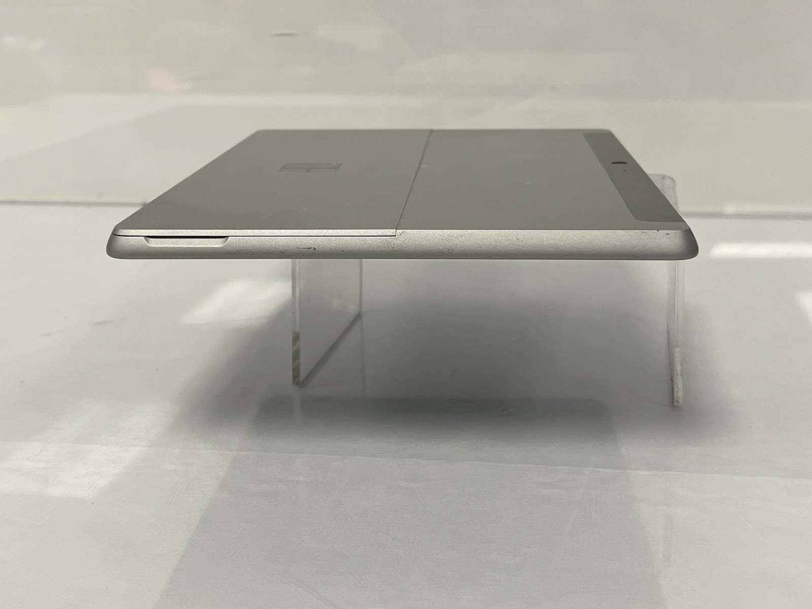 Microsoft 1926 Surface Go 2 Pentium 4425Y 1.70Ghz 4GB Ram 64GB FOR PARTS #2