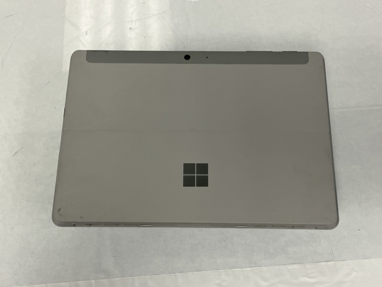 Microsoft 1926 Surface Go 2 Pentium 4425Y 1.70Ghz 4GB Ram 64GB FOR PARTS #2