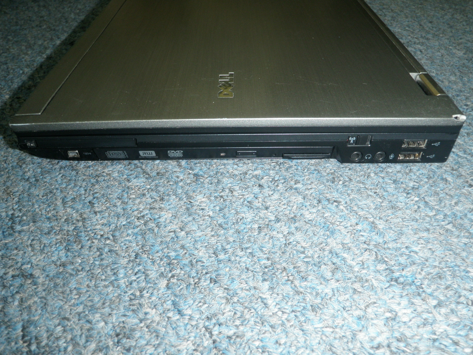 Dell Latitude E6410 Intel Core i7 M620 @ 2.67GHz 4GB 320GB DVD-RW Laptop