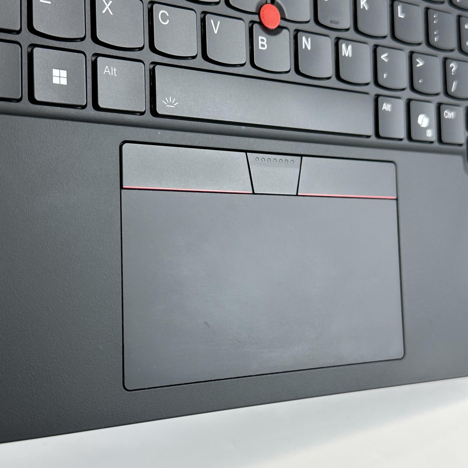 Lenovo ThinkPad P14s Gen 5 QHD+ 1.4 GHz Ultra 7 155H 32GB 1TB SSD RTX 500 Ada