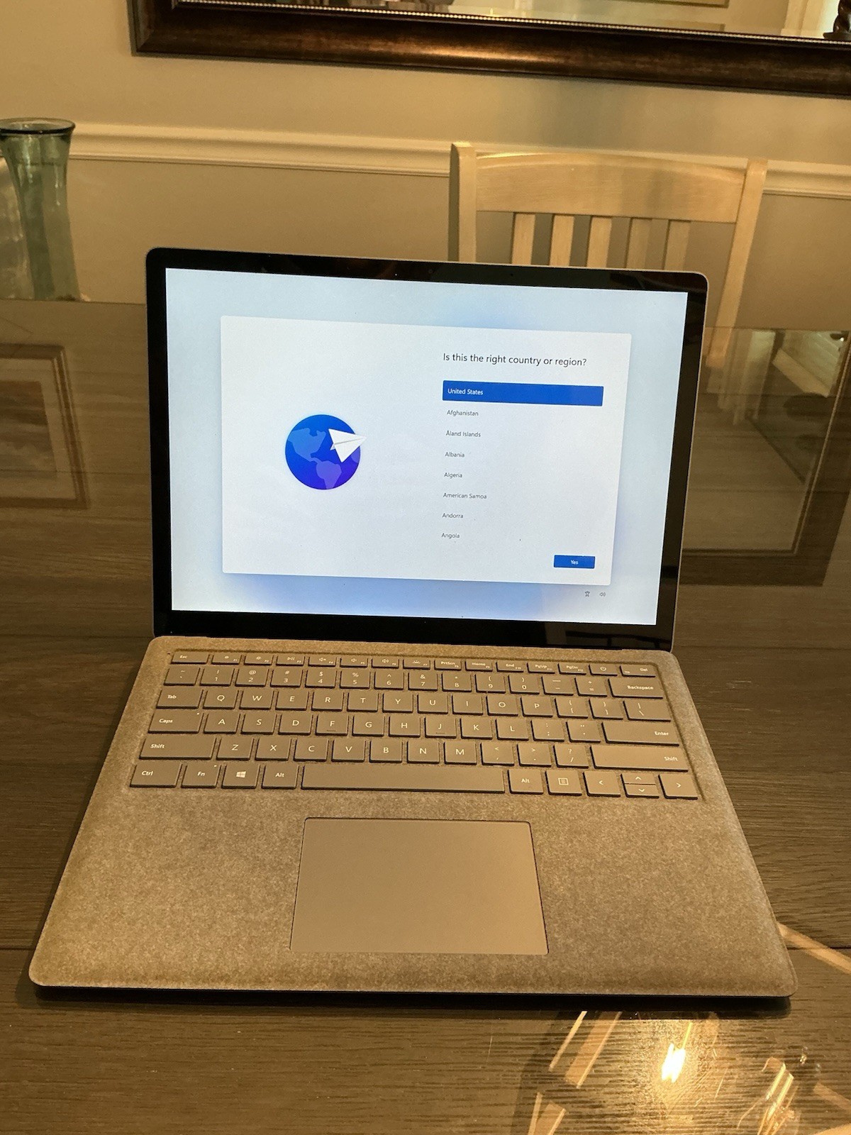Microsoft Surface 1st Generation Laptop 128GB, Intel Core I5 Gen., 8GB RAM