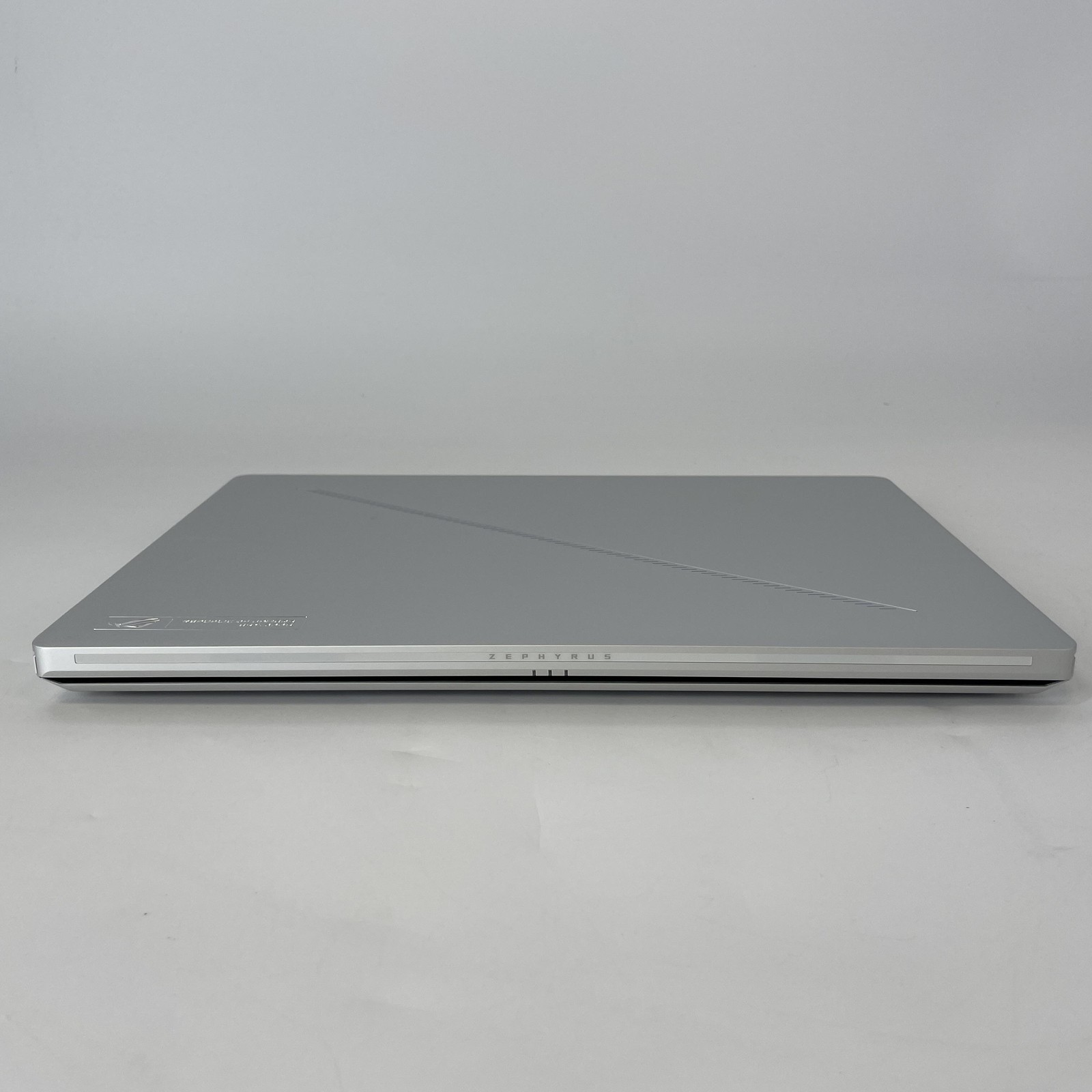 Asus ROG Zephyrus G14 GA403 120Hz QHD+ Ryzen AI 9 HX 370 32GB 1TB RTX 5070 Ti