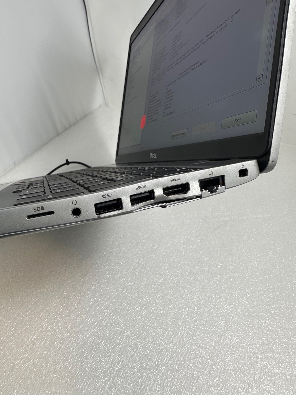 Dell Latitude 5510 15.6″ Intel Core i7-10610U 16GB RAM 512gb SSD