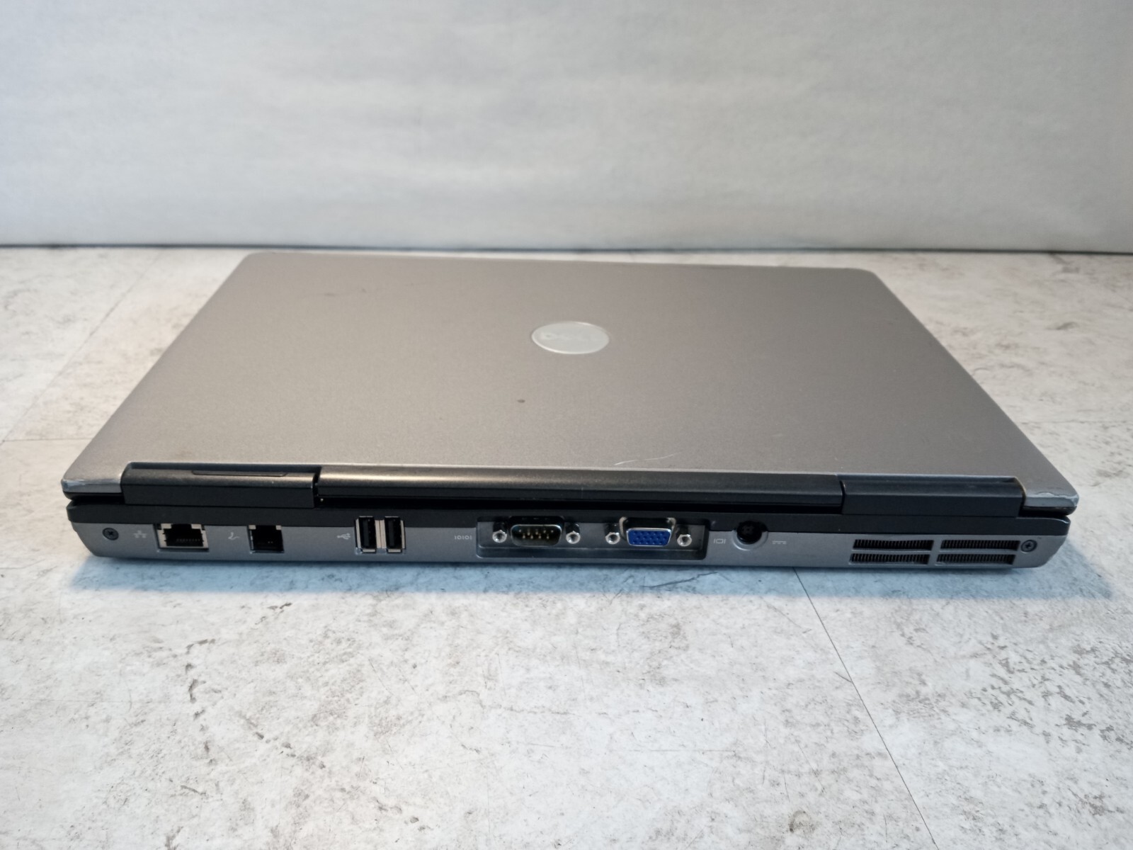 Dell Latitude 14″ Vintage Laptop -Intel CPU 2GB RAM 80GB HDD Windows XP WiFi -RR