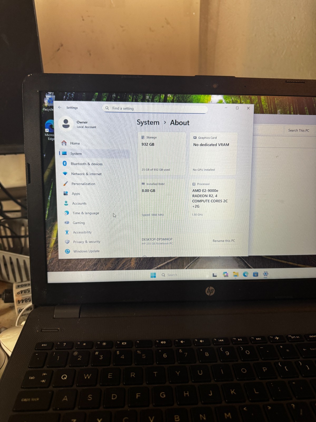 HP 255 G6 AMD E2-9000e Radeon R2 1TB HDD 8GB RAM Laptop Win11 Pro #5790