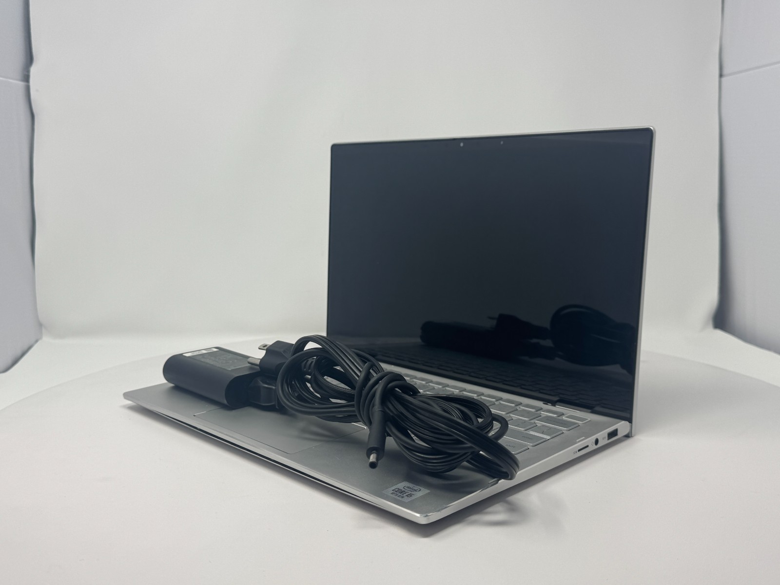 Dell Inspiron 7300 2-in-1 Core i5 10th Gen 8GB 512GB Bad Battery