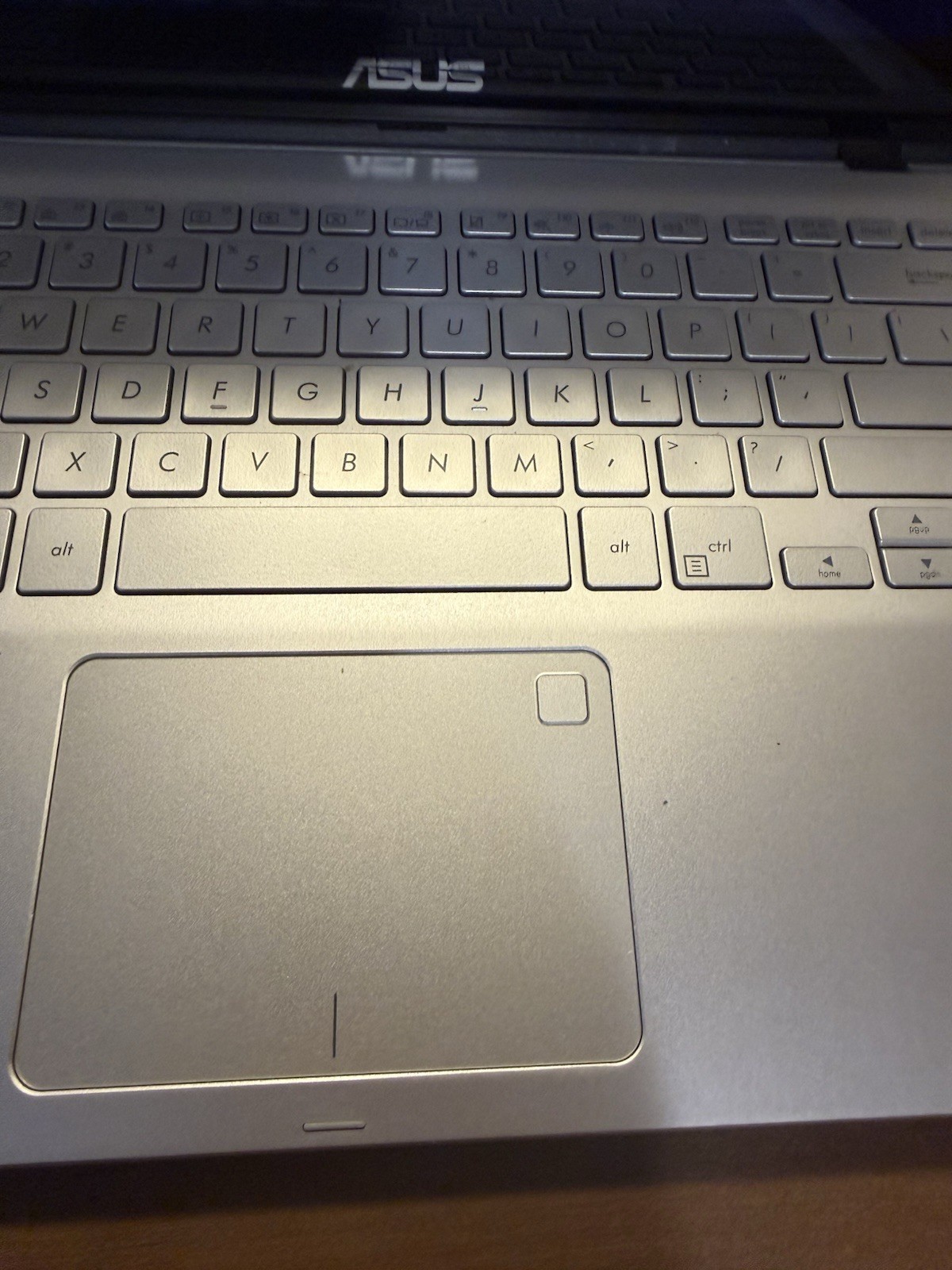 ASUS Q405U 14″ Laptop Intel CORE I5 8th Gen (read)