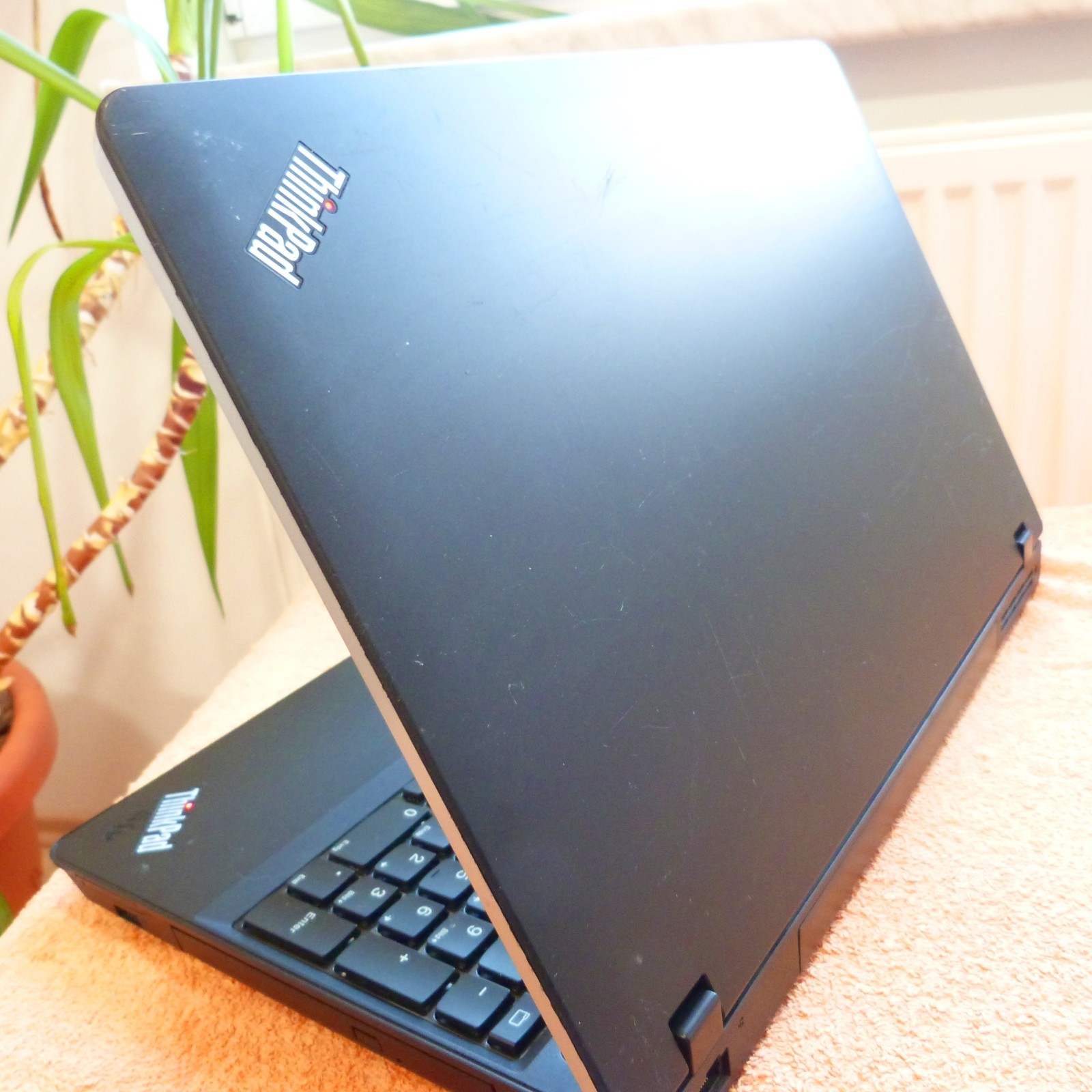 XXL LOT Lenovo E525 Business Laptop 15″L SSD Windows 10 ProL HDMI AMD