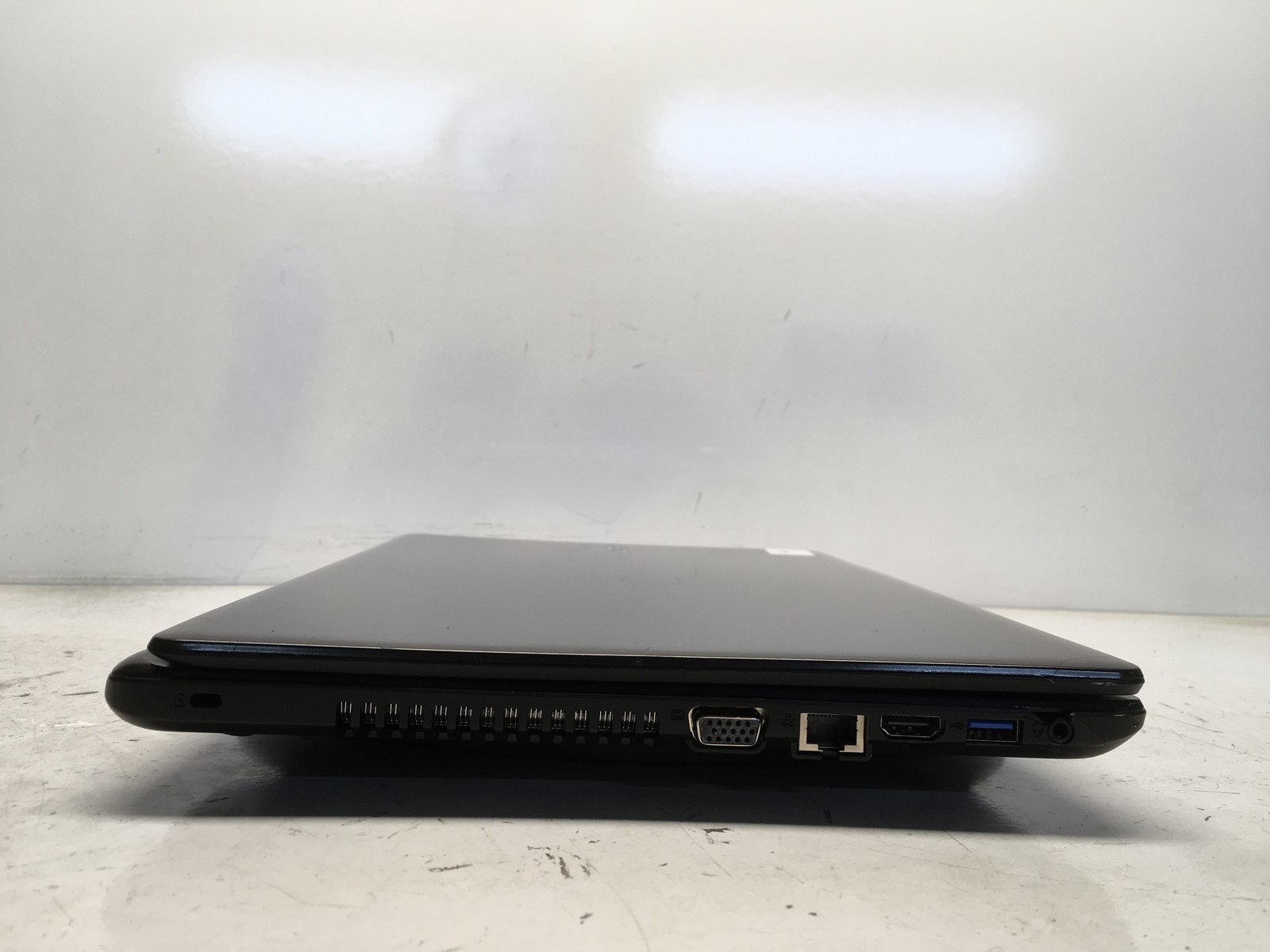 Acer E5-571-509R Intel i5-4210U 1.7GHz 4 GB NO HDD No Batt