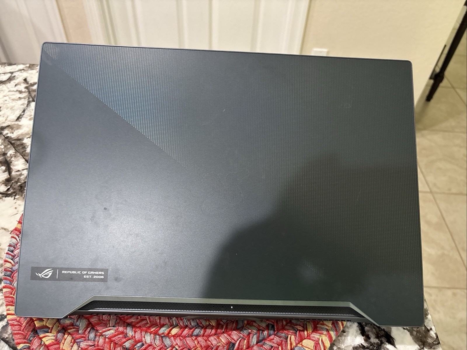 ASUS ROG Zephyrus M15 15.6″ 240Hz, RTX 2070, Intel i7-10750H, 16GB RAM, 1TB SSD