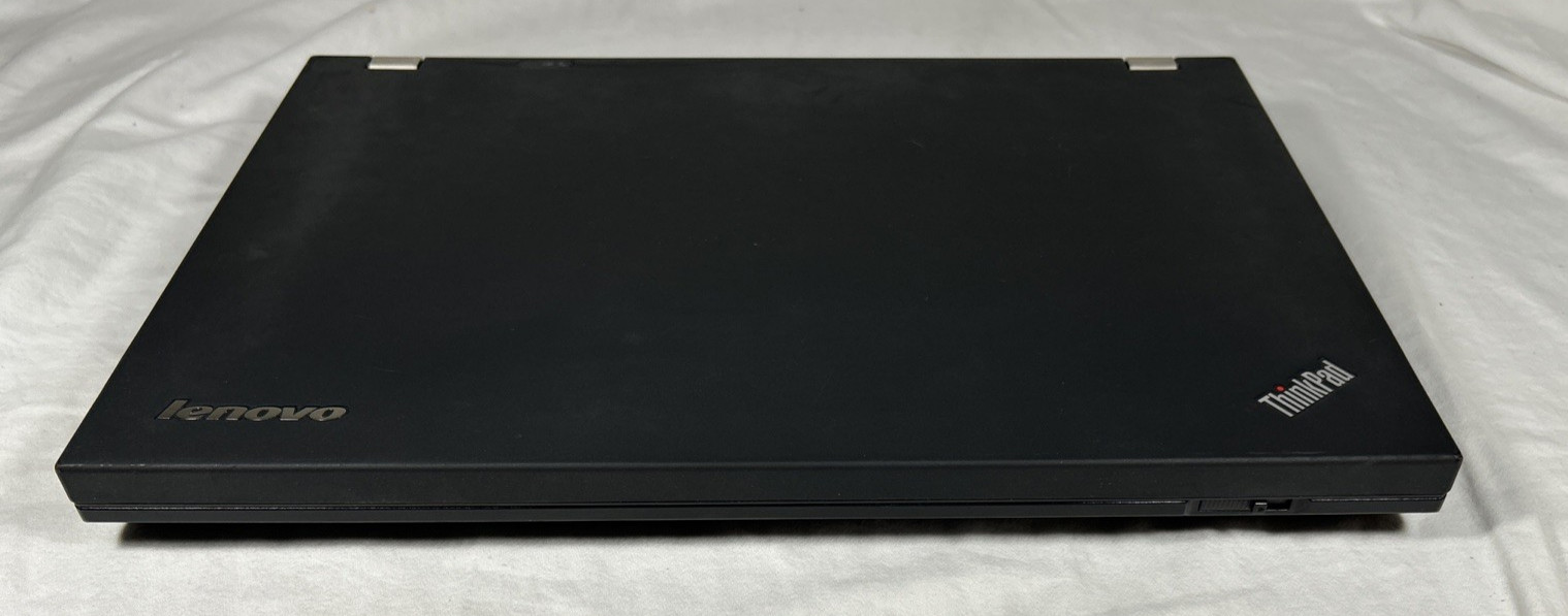 Lenovo ThinkPad T520 – i5-2520M 2.5GHz – 4GB RAM – 500 GB HDD – Linux Mint 22.3