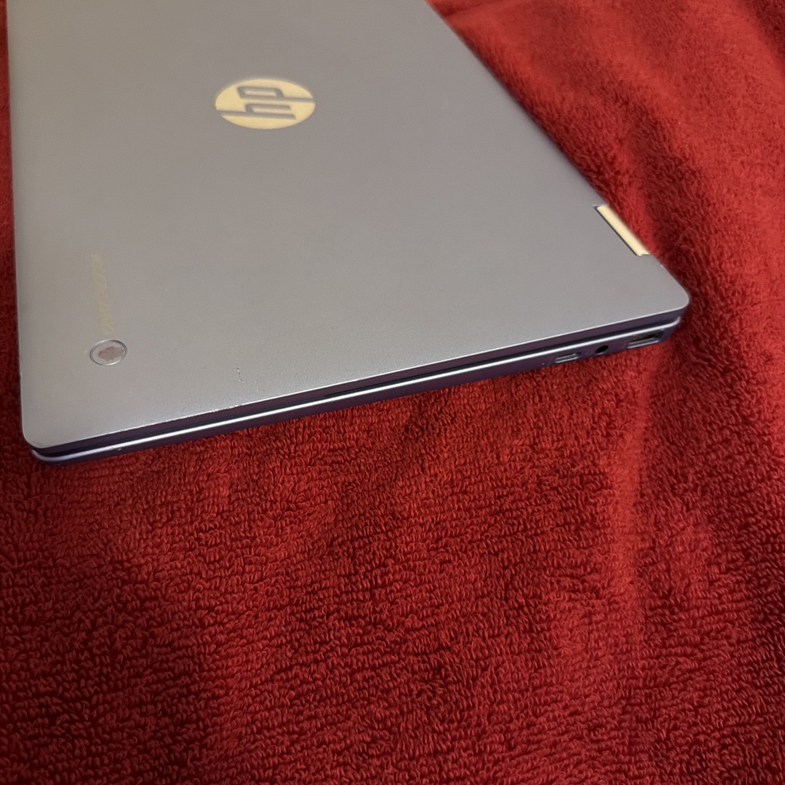 HP Chromebook x360 14b-cd0130wm 14″ Touch Intel N100 4GB 64GB UFS ChromeOS