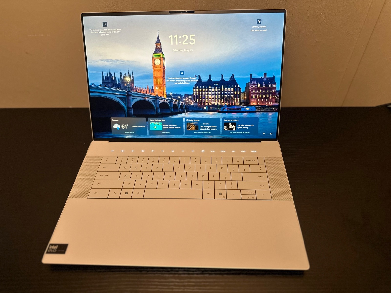 Dell XPS 16 (2025) RTX 4050 Gaming/CAD laptop Core Ultra 7 16GB RAM 1TB SSD