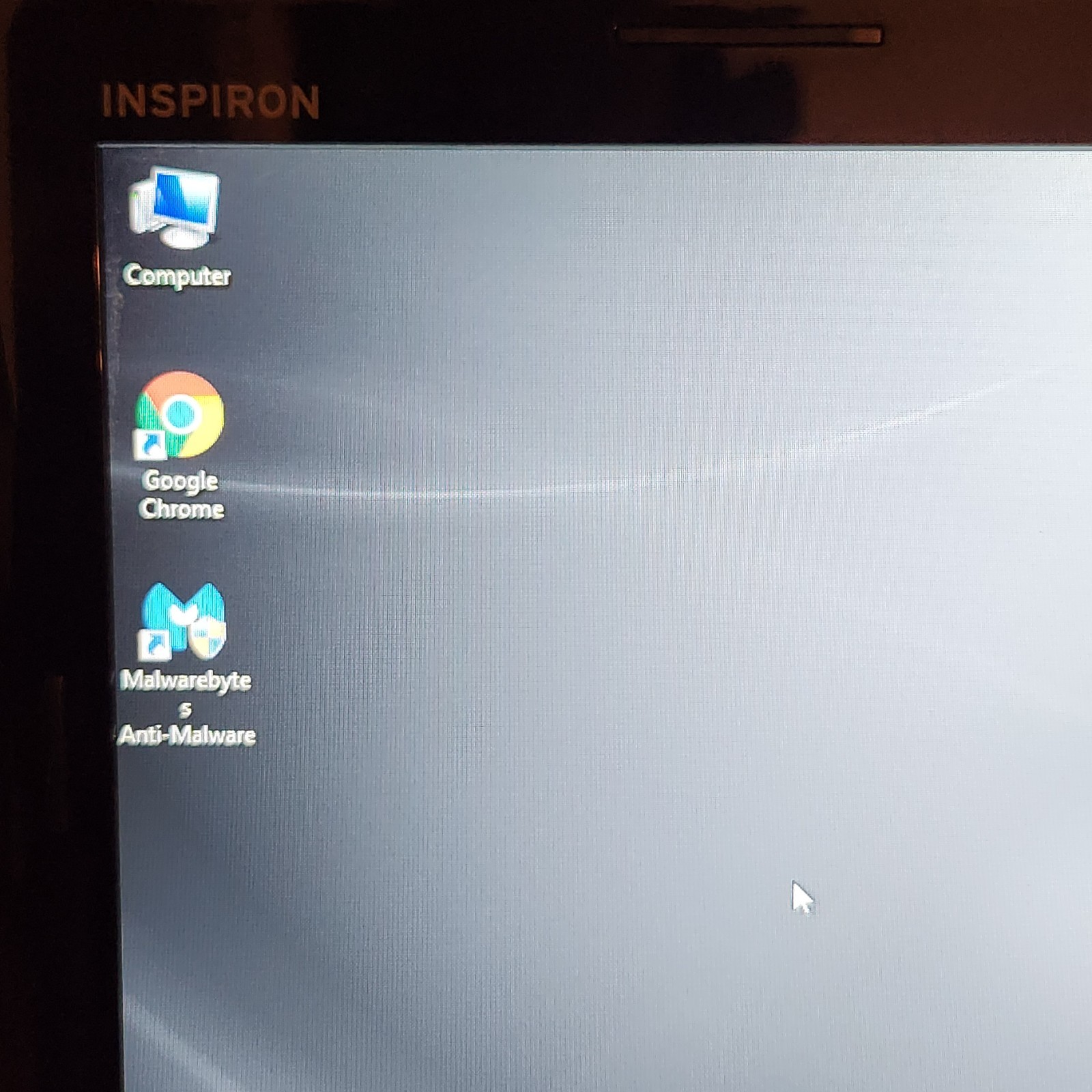 Dell Inspiron 1764 Core i5 2.27ghz Windows 7 Home Pro Web 17.3″