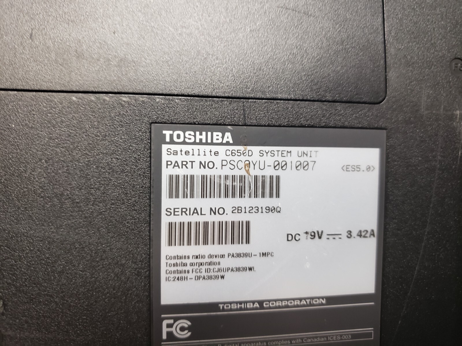 Toshiba Satellite C650D 15.6″ | AMD E-240@1.5GHz | 3GB RAM | 256GB SSD*NO OS/BAT
