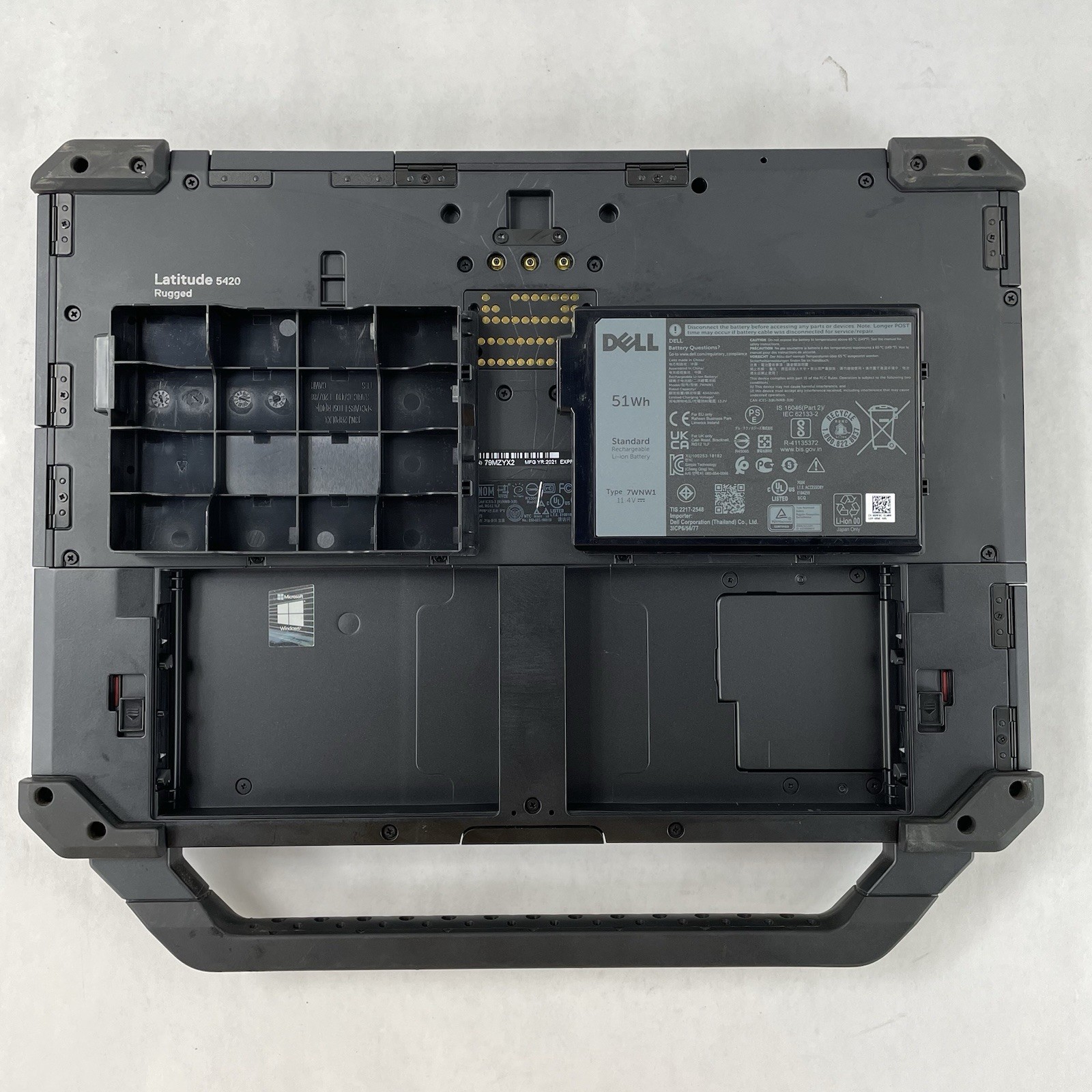 Dell Latitude 5420 Rugged 14″ i3-7130U 2.70 GHz 8 GB RAM No HDD No OS