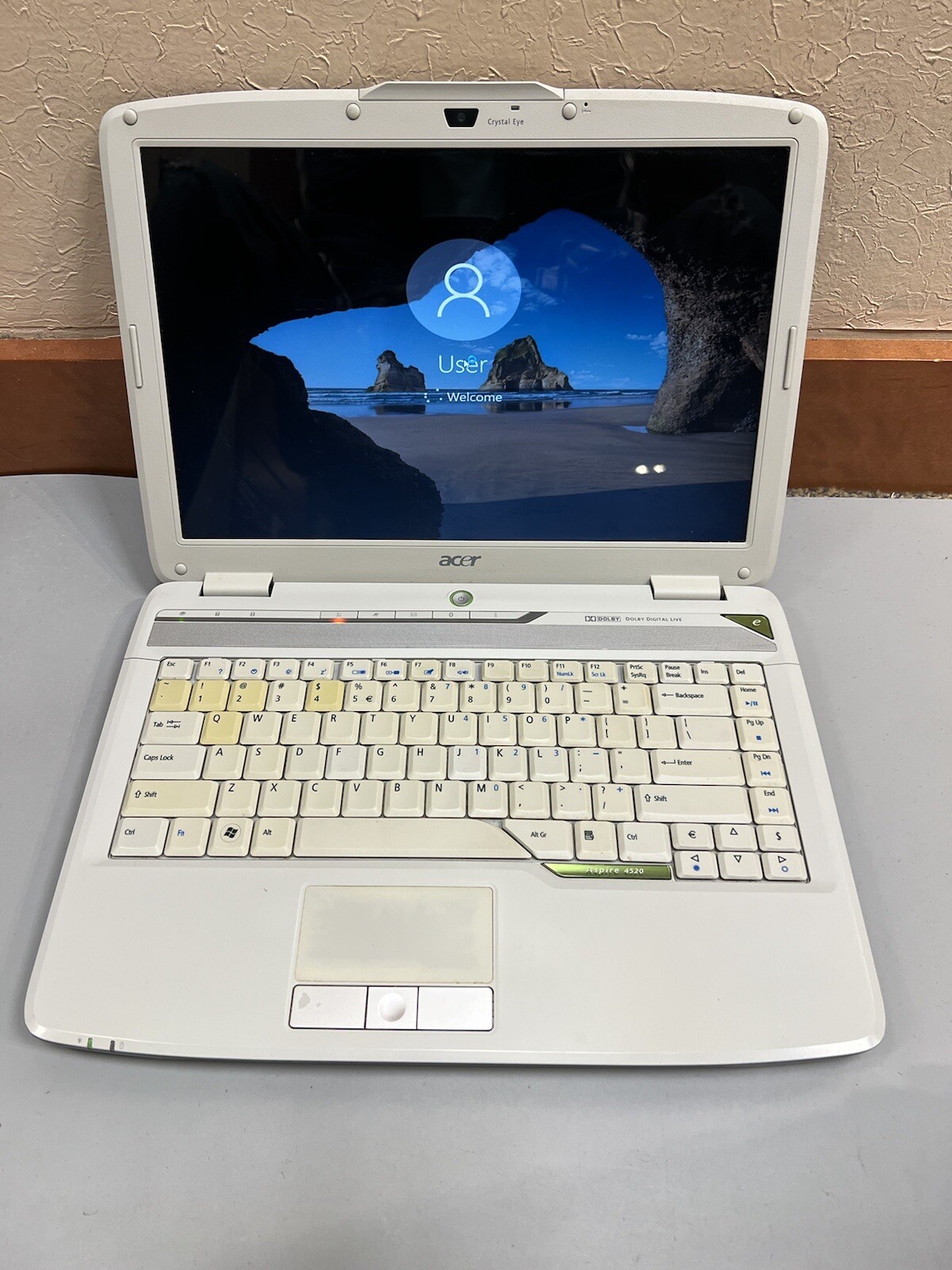 ACER Aspire 4520 AMD Athlon Dual-Core 2GB RAM 120GB HDD WIFI WRBCAM