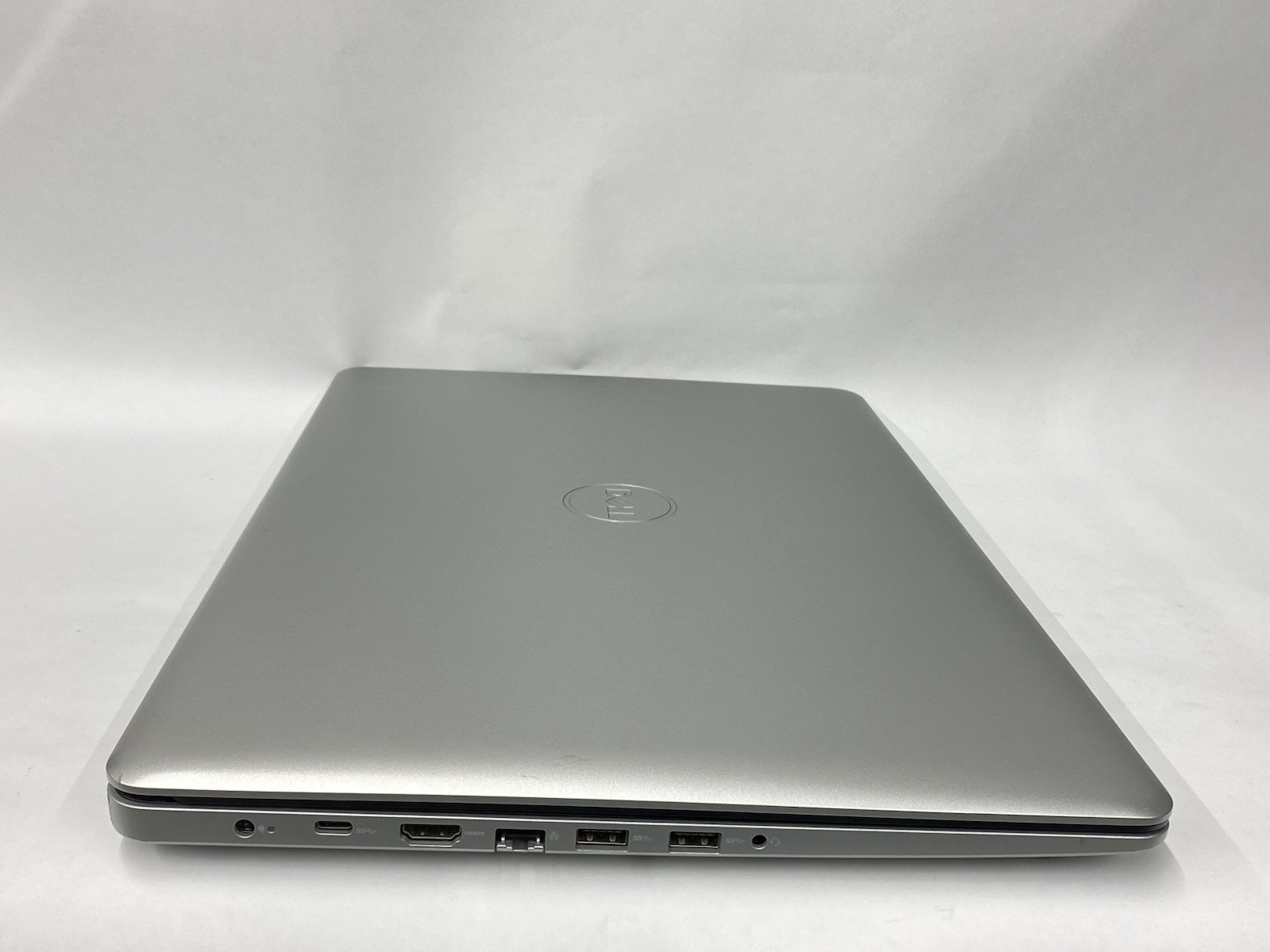 Dell Inspiron P35E – Grade B – FHD – i7-1065G7 – 16GB – 256SSD – W10P