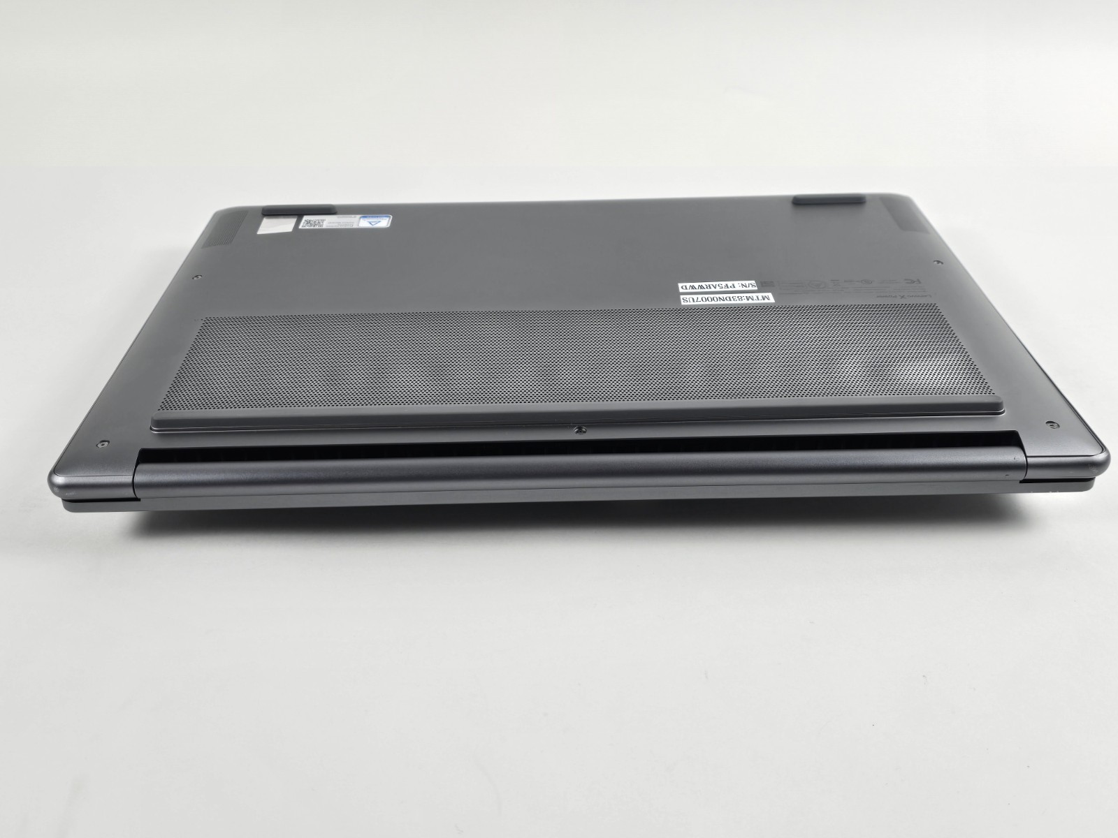 DEFECTIVE Lenovo Yoga Pro 9i 16 32K Core Ultra 9 185H 32GB 1TB SSD RTX 4 G3D