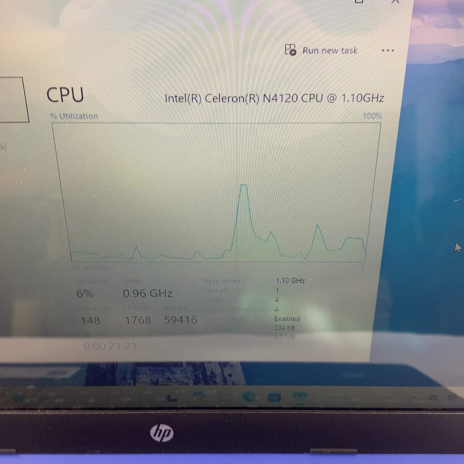HP NoteBook 14-DQ0010NR 13.9″ Celeron N4120 1.1GHz 4GB RAM 64GB SSD
