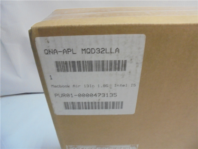 Apple MacBook Air A1466 Laptop i5-5350U 8GB 128GB SSD New Open Box