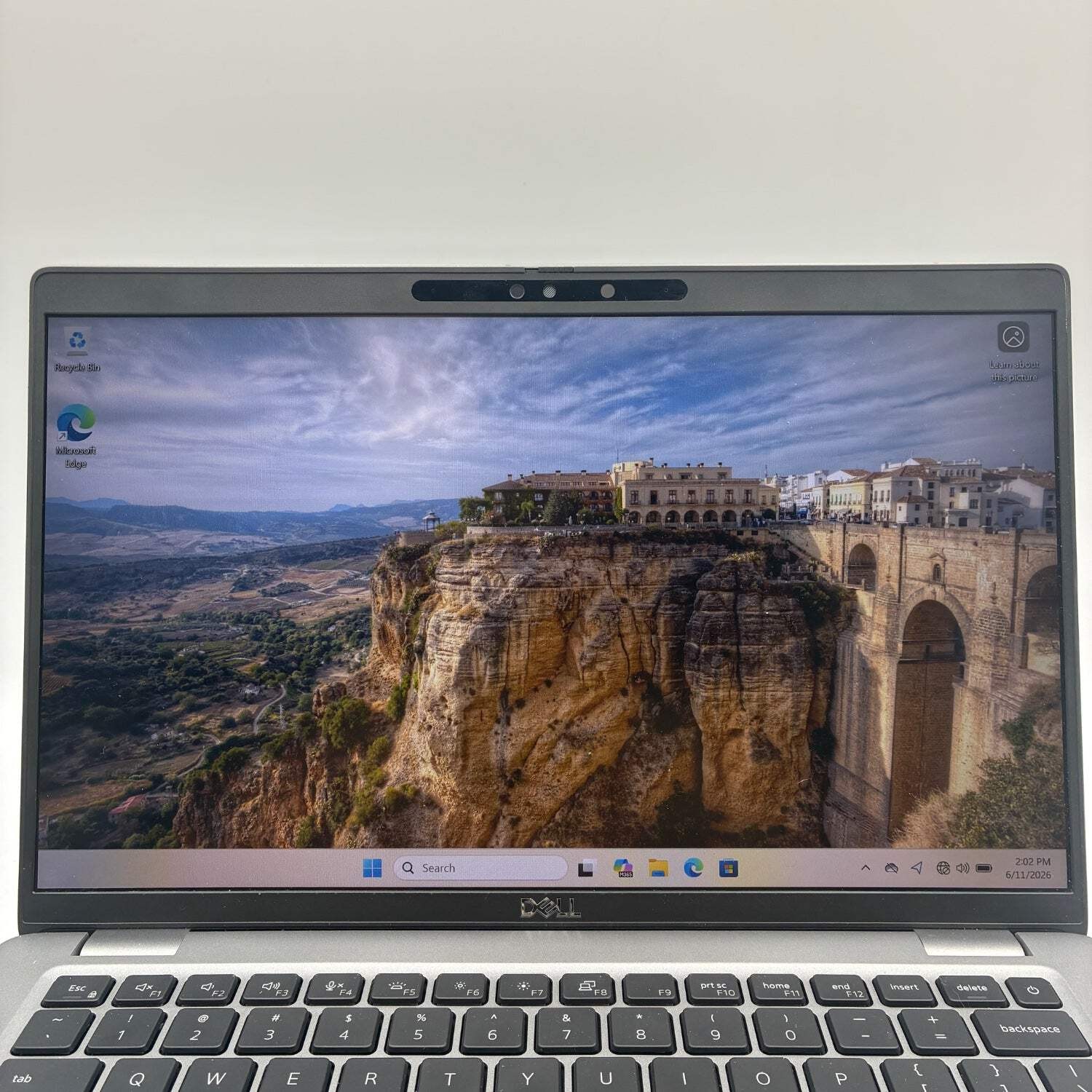 Dell Latitude 5450 14″ Core Ultra 5 135U 2.1GHz 32GB RAM 256GB SSD