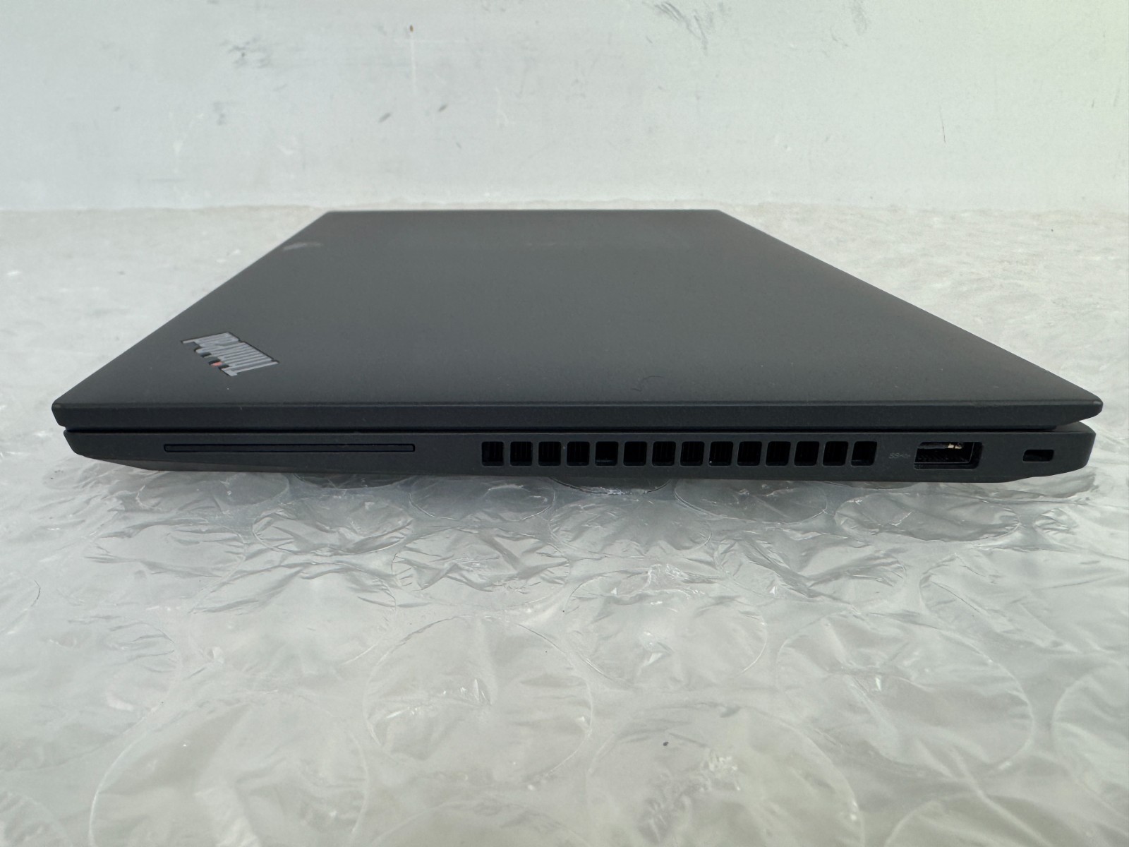 Lenovo ThinkPad T14 Gen 3 i7-1265U 16GB 512GB SSD 14″ FHD+ Win 11 Pro