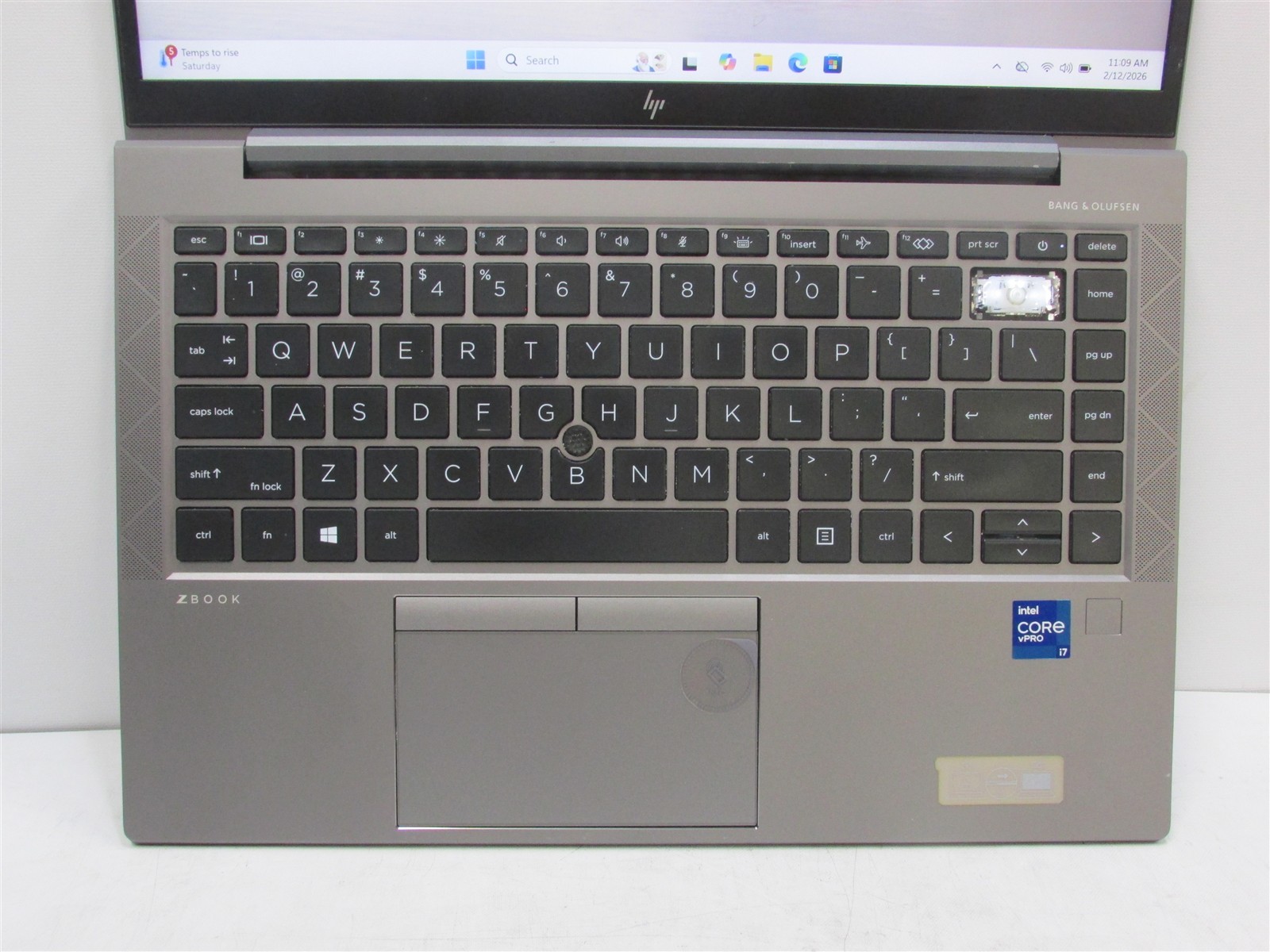 HP ZBook Firefly 14 G8 i7-1185G7 3.0GHz 16GB 512GB NVME 14″ W11 Pro MISS KEY/DMG