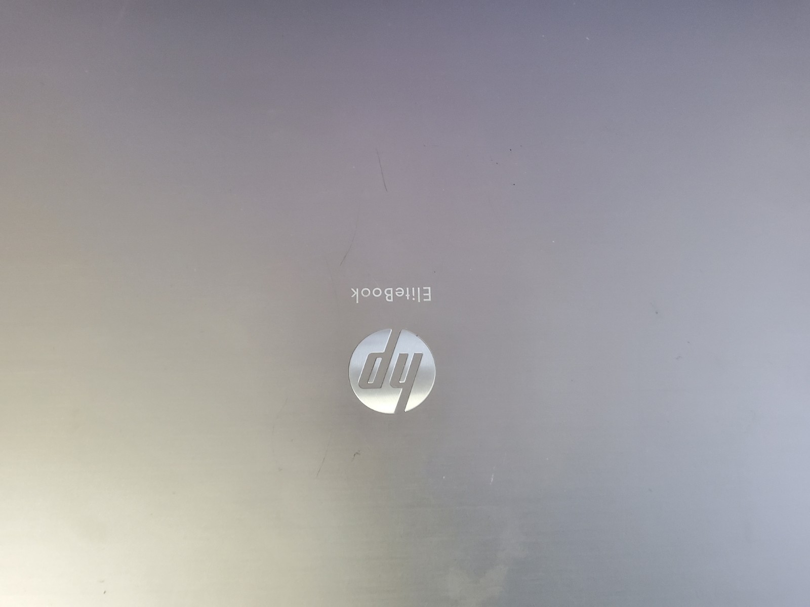 HP EliteBook 8440p No Hard drive no cord Parts Only