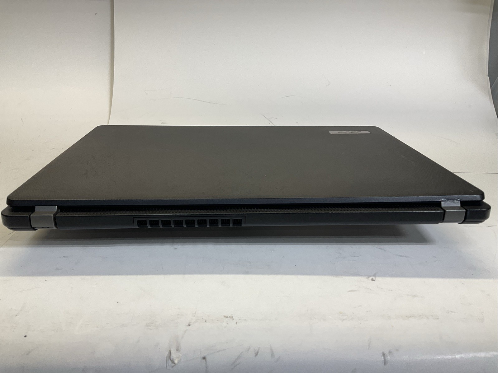 Acer TravelMate P214-52 Laptop/ i7-10th Gen/ 16GB RAM/ 256GB SSD/FHD/W11/(122F)