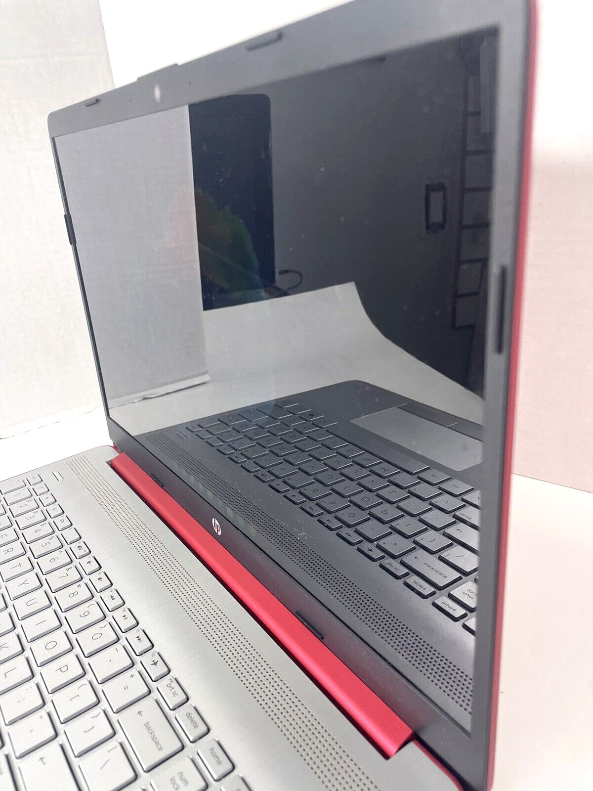 HP 15-DW081W Laptop 512GB + 8 GB RAM