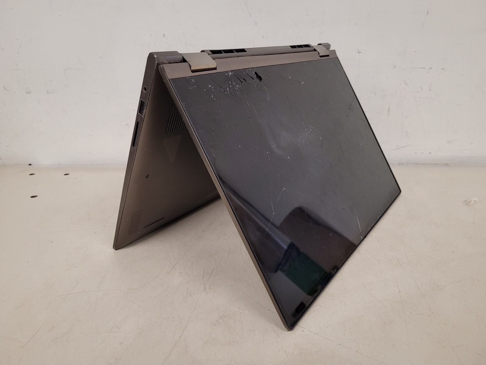 Dell inspiron 7405 2in1 14″ ryzen 5 4500u 4000mhz 8 gb ram no ssd parts HQQ2763