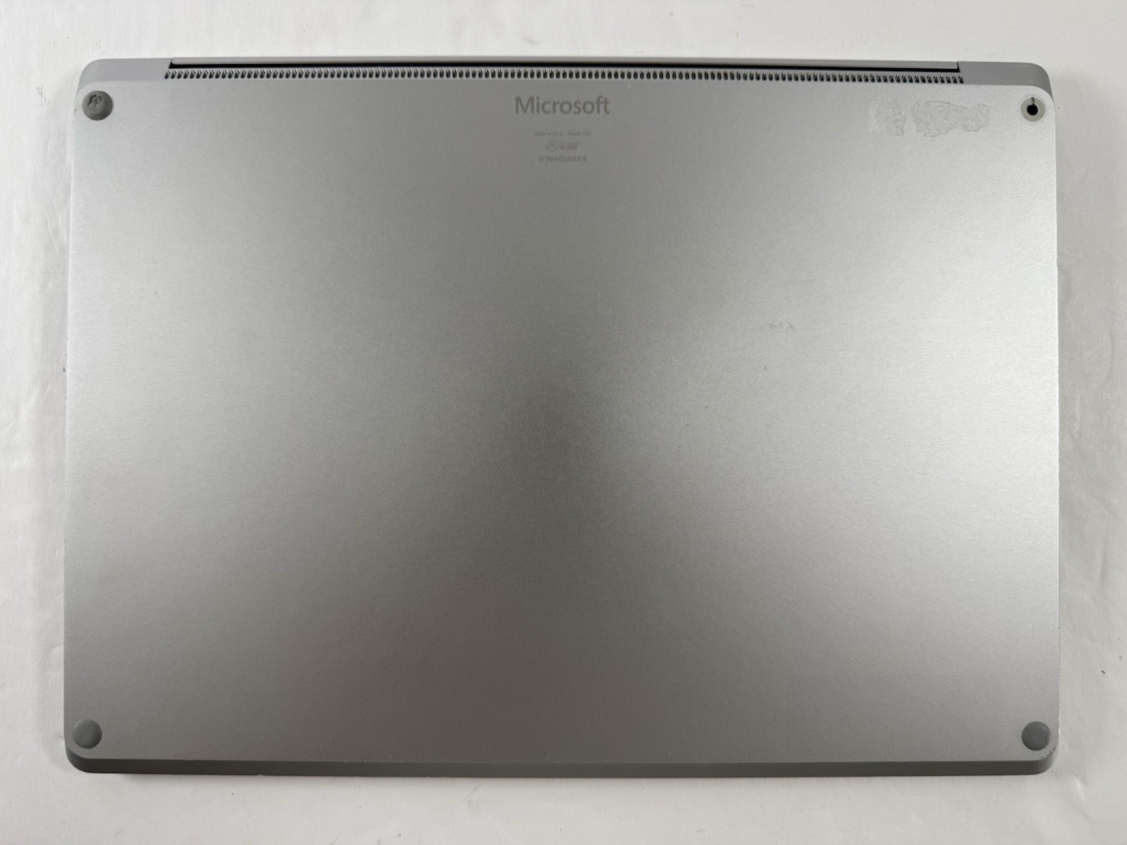 Microsoft Surface Laptop 5 13.5” 1950 Intel Core i7-1265U 16GB RAM 512GB NVME