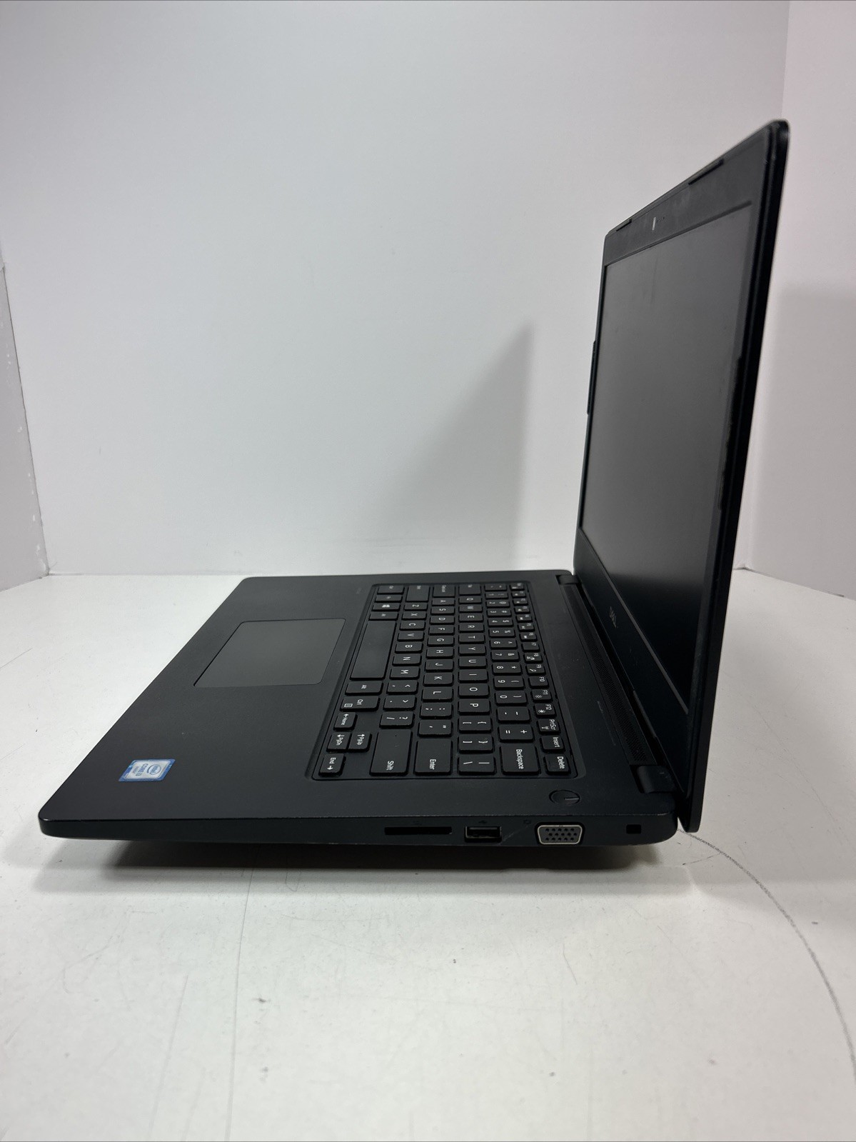 Dell Latitude 3480 i3-6006u 16GB Ram 250GB SSD Win 11 Pro Battery Is Good