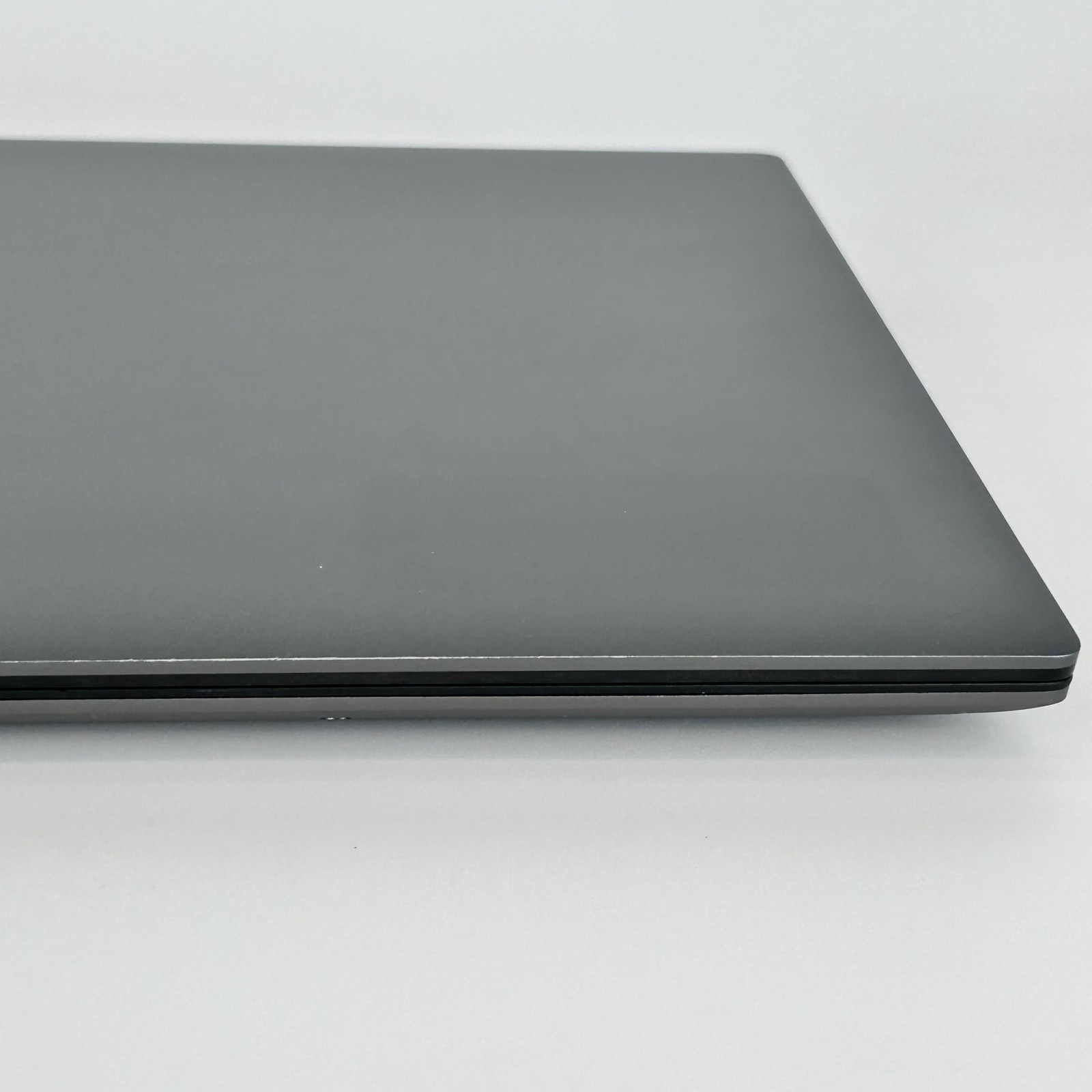 Dell Precision 5680 16 FHD 2.6 GHz i9-13900H 32GB 1TB SSD RTX 2000 Ada Very Good