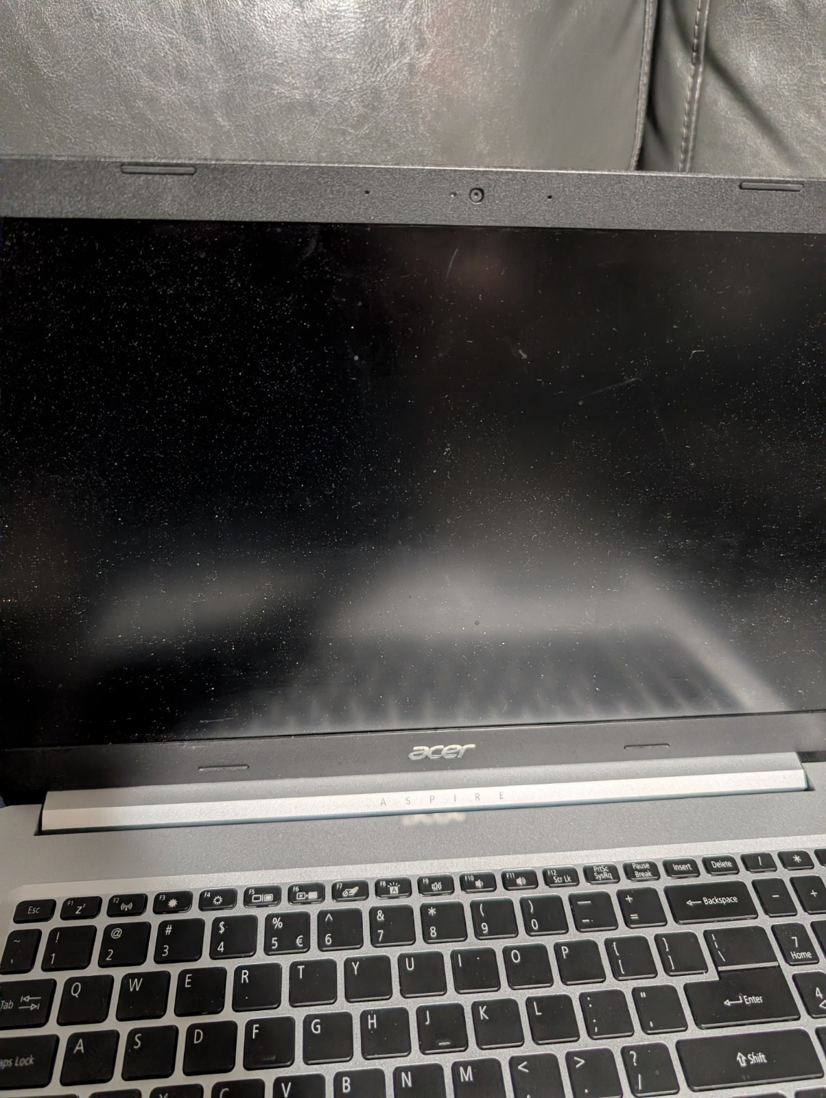 Acer Aspire 5 A515-54 – Intel Core i5 10210u – 256GB SSD – 8GB RAM – 1080p
