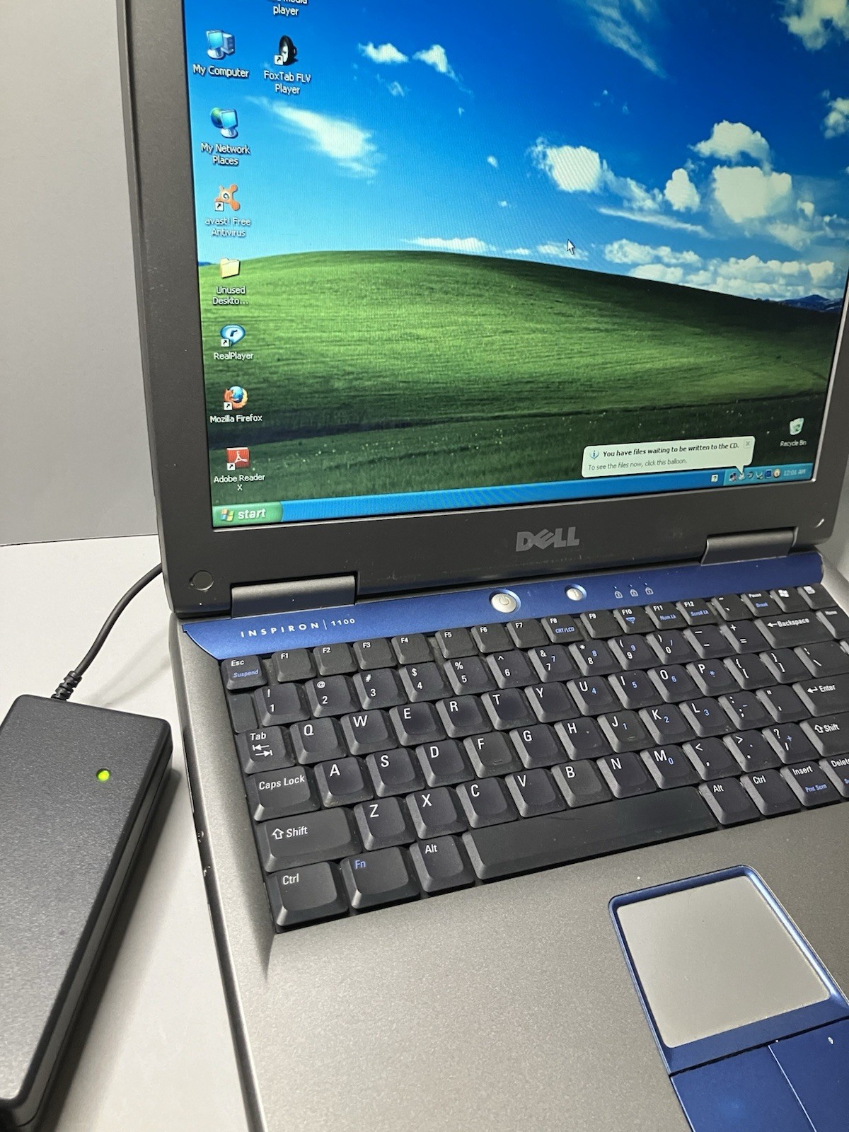 Dell Inspiron 1100 Windows XP Vintage Laptop