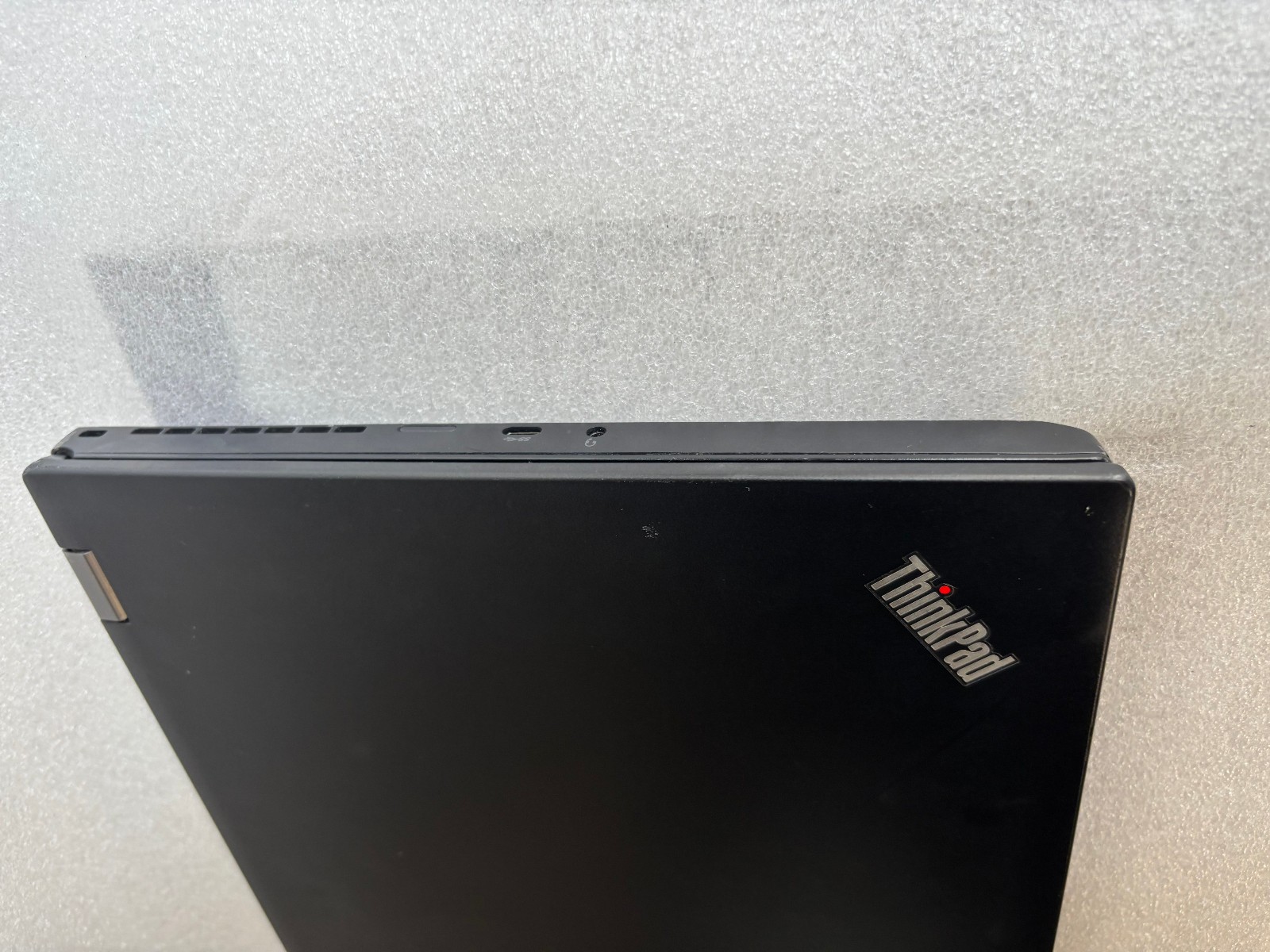 LENOVO THINKPAD P53 i7-9850H 2.60GHZ RAM 8GB SSD 1TB NVIDIA T1000 BLEUTOOTH