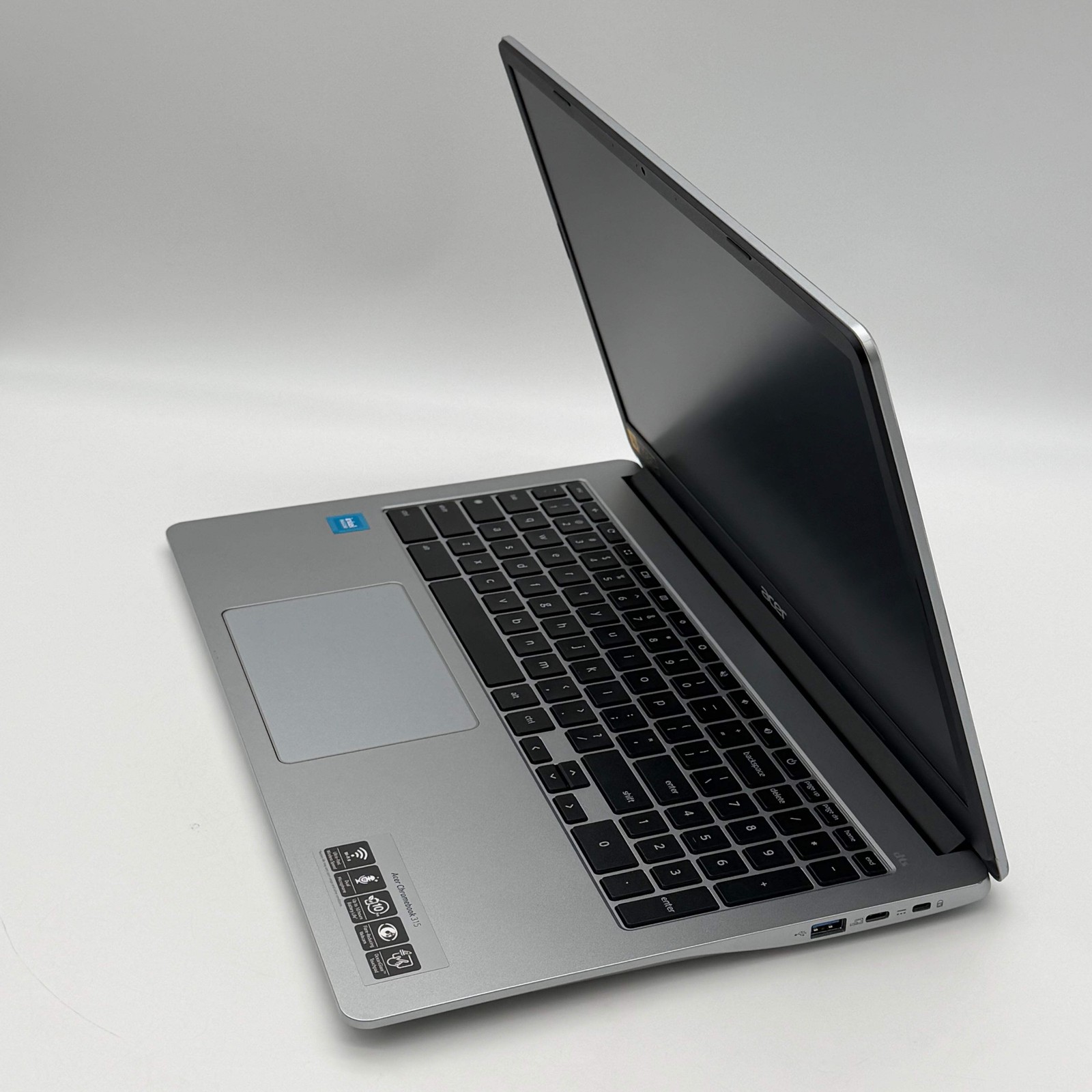 Acer Chromebook 315 15.6-inch Intel Celeron 4GB RAM 64GB Silver, Charger & Wired