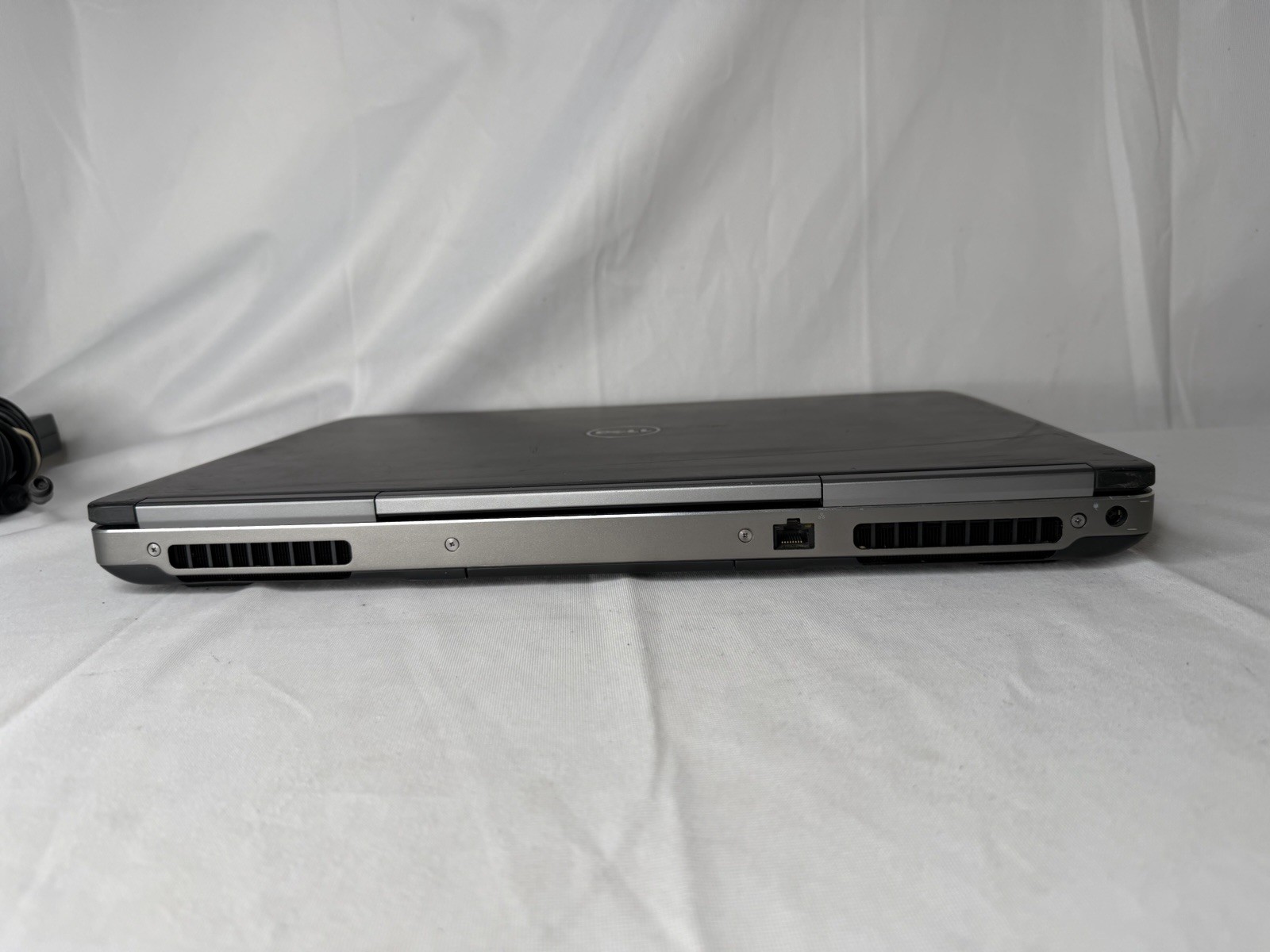 Dell Precision 7720 17” i7-6920HQ 16GB RAM 256GB NVMe SSD Radeon M5100 Win11Pro