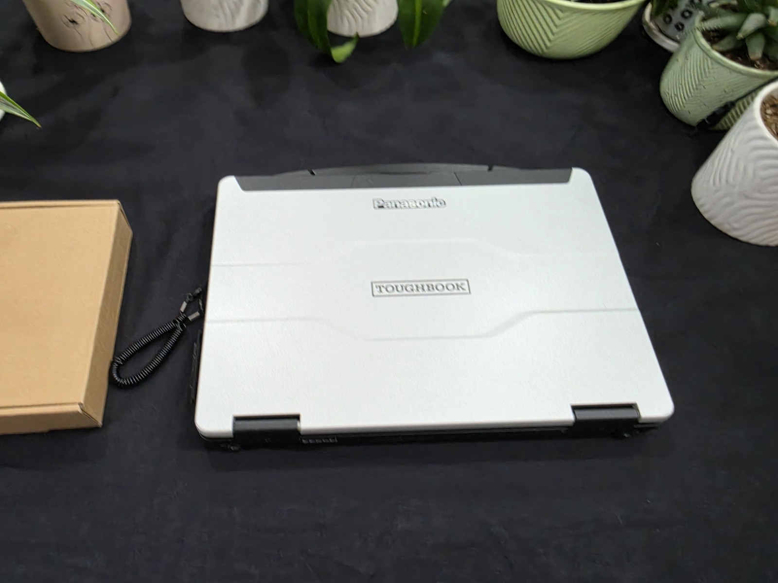Panasonic FZ-55 Toughbook 14″ i7 32GB 1TB NVMe Radeon WX 4150 4G LTE Win 11