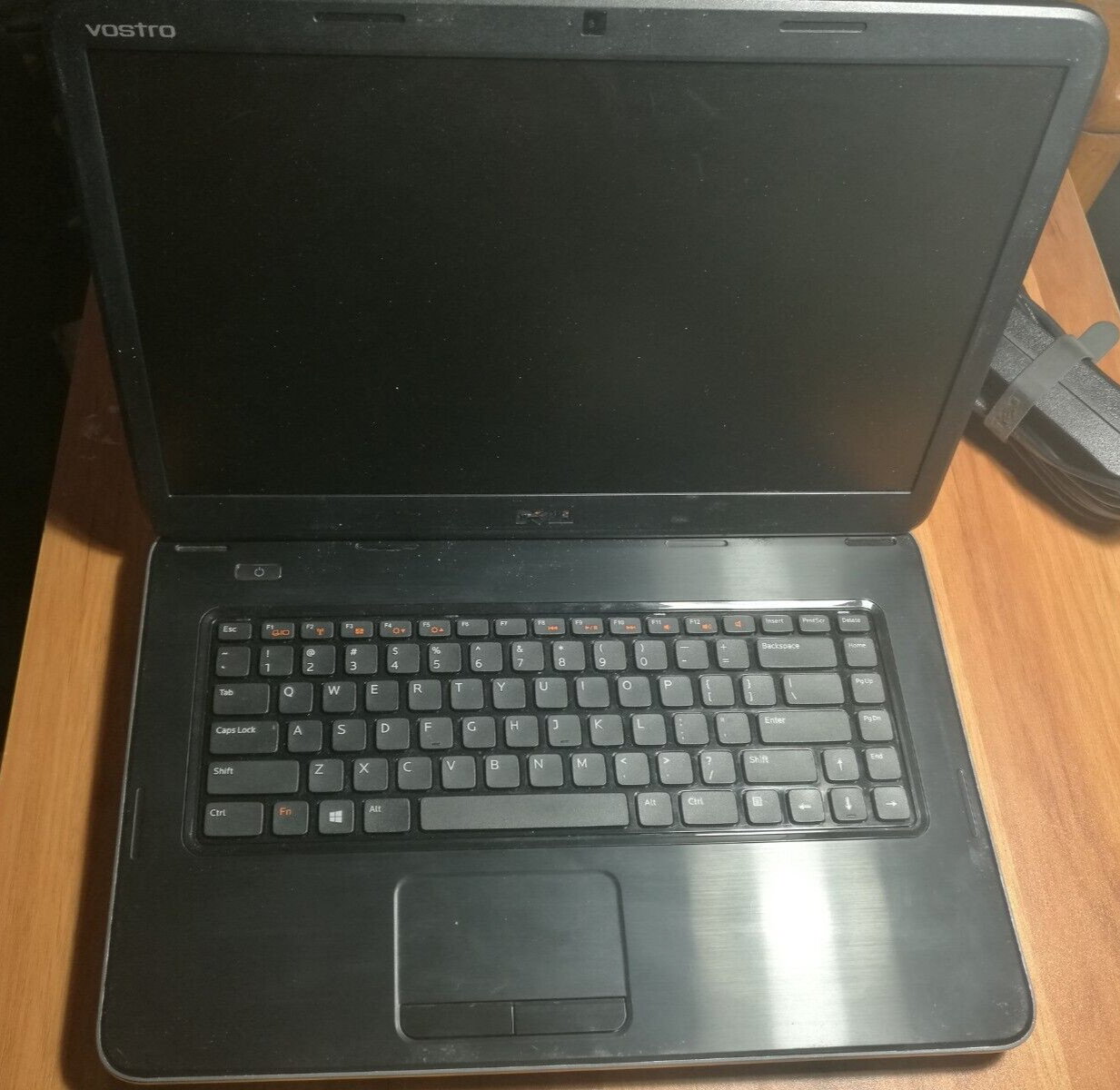 Dell Vostro 2520 Core i3-2328M 15.6″ Laptop, Not work, Sell for parts only!