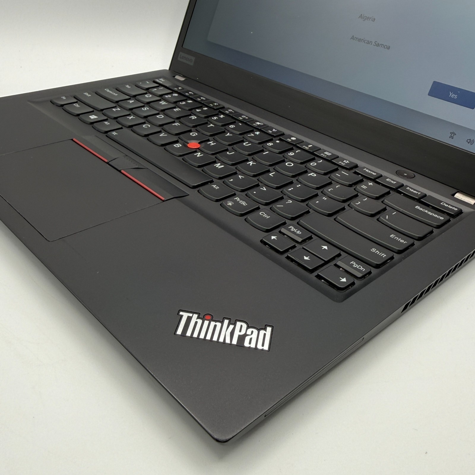 Lenovo ThinkPad T490s i7-8665U 16GB 256GB SSD Win11Pr Fingerprint LTE LaptopREAD