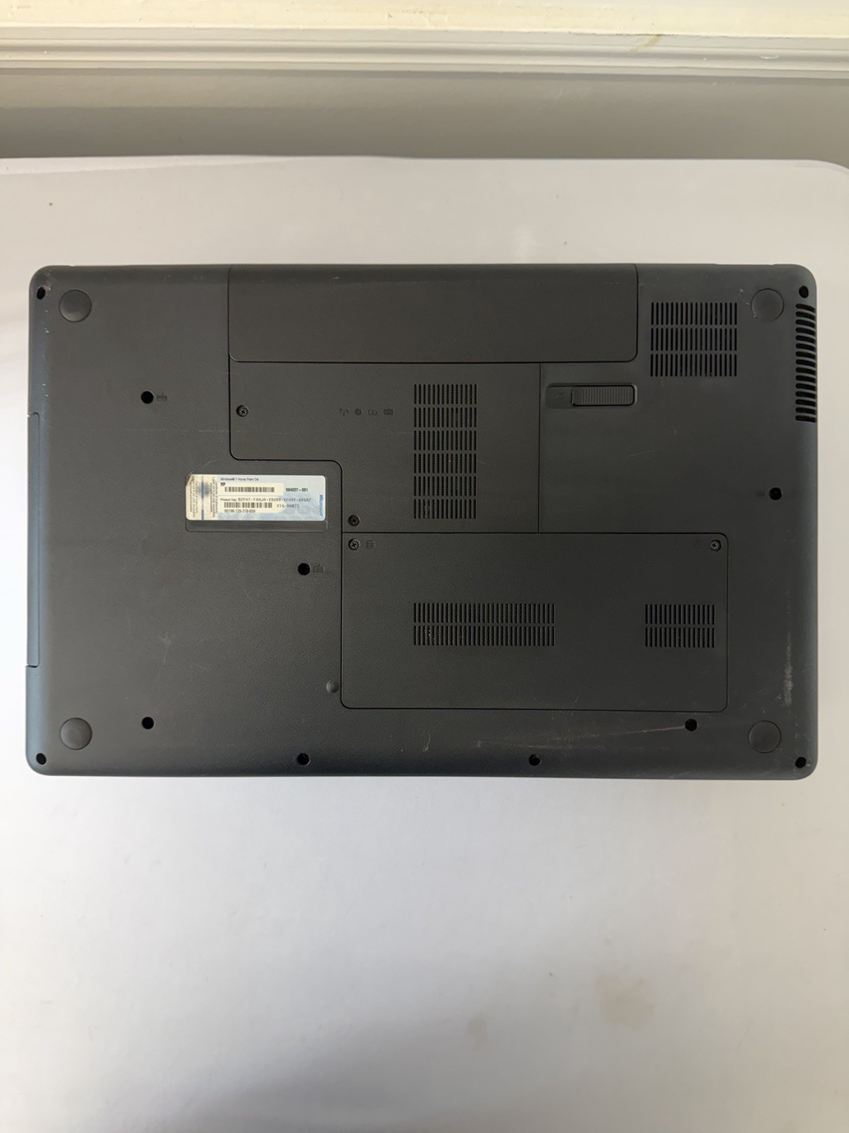 HP G72-B63NR Laptop – Good Screen – Intel Pentium P6100 – Read Des