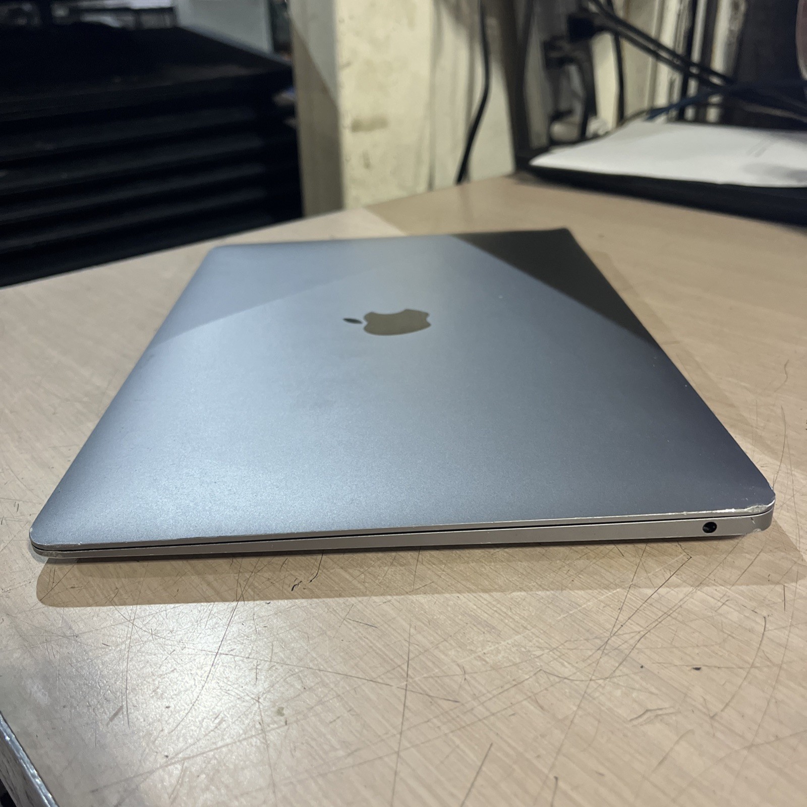 APPLE MACBOOK AIR 13″ SCISSOR, 2020 CORE I3-1000NG4 1.1GHZ 8GB RAM 256SSD ‘