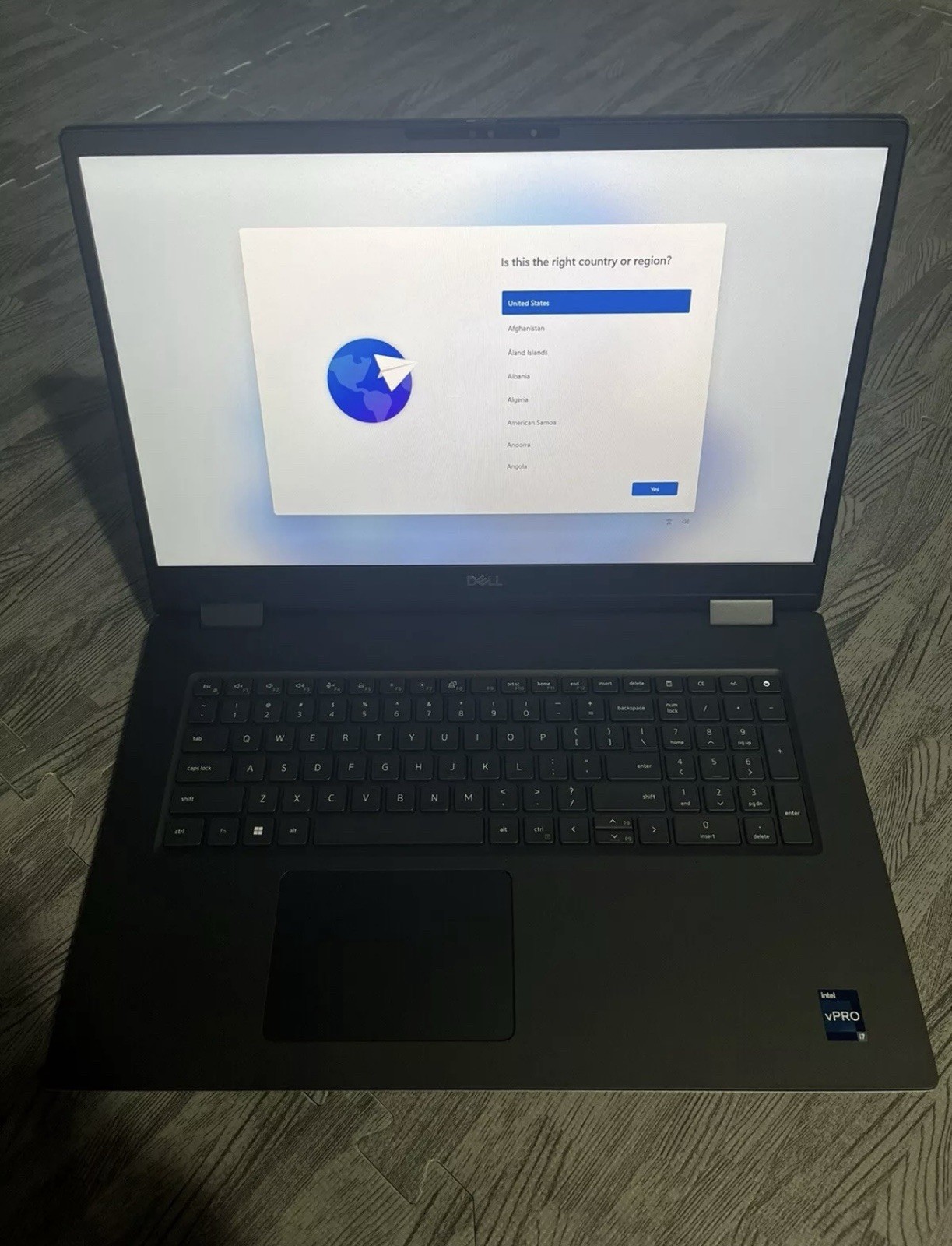 2024 Dell Precision 17 7780 i7-13850HX 64GB 1TB SSD 17″ FHD RTX 3500 Ada
