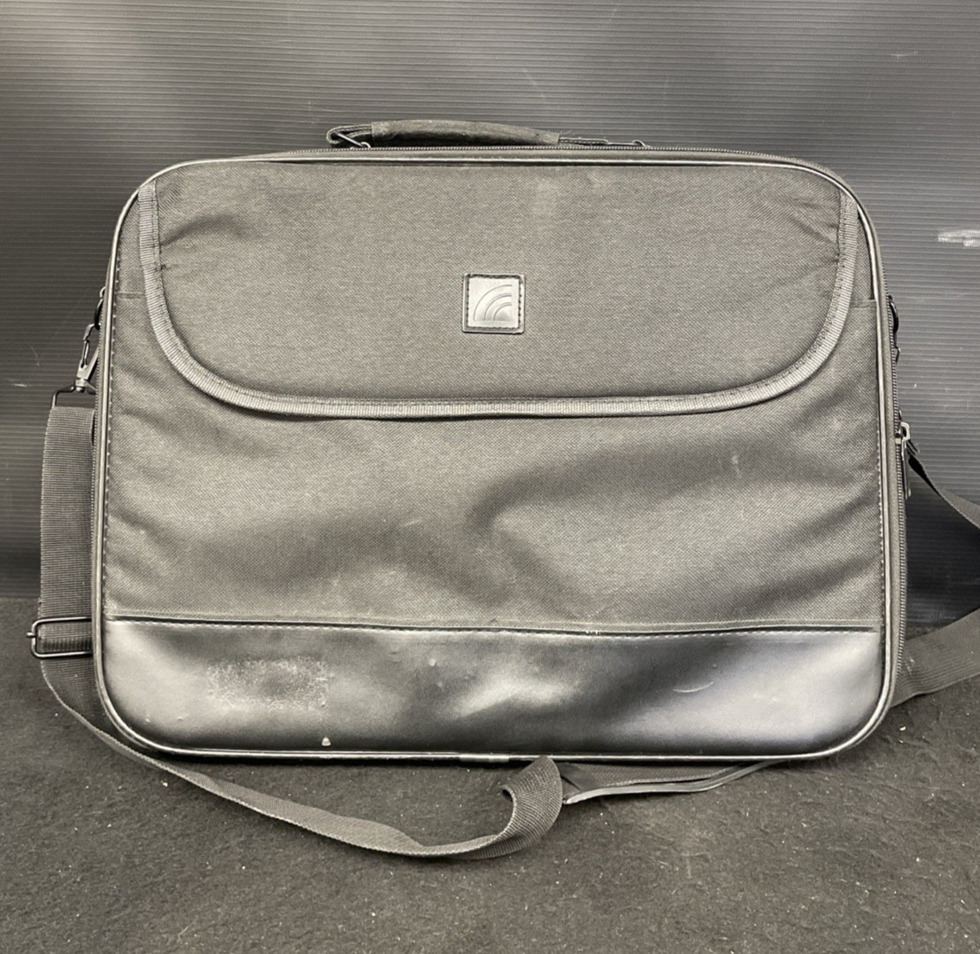 Dell Latitude 5400 Laptop P98G With Charger and Case