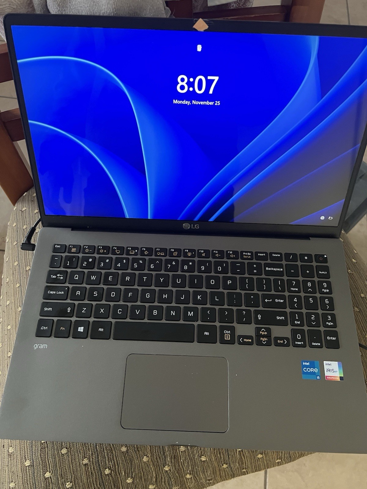 LG Gram 15 Gray FHD i5-1135G7 2.40GHz 16GB RAM 512GB SSD Good