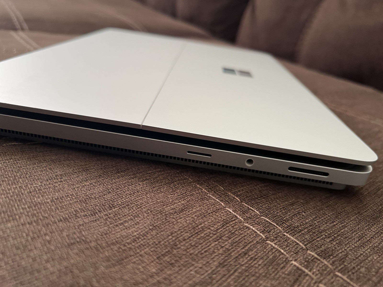MICROSOFT SURFACE LAPTOP STUDIO 2 2029 I7-13800H 1TB 32GB RTX 2000 ADA WIN 11
